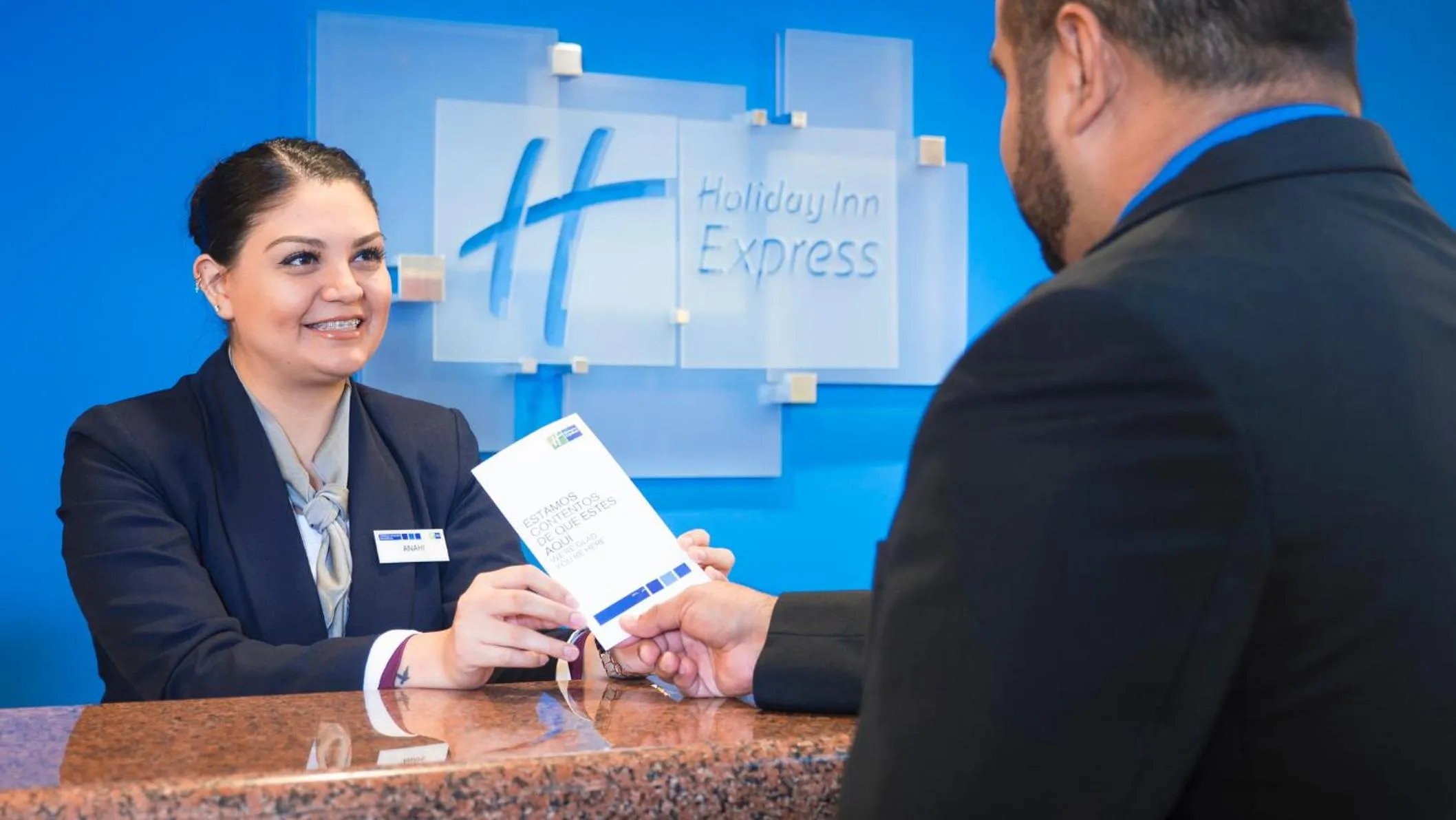 Property building in Holiday Inn Express - Monterrey - Tecnologico by IHG