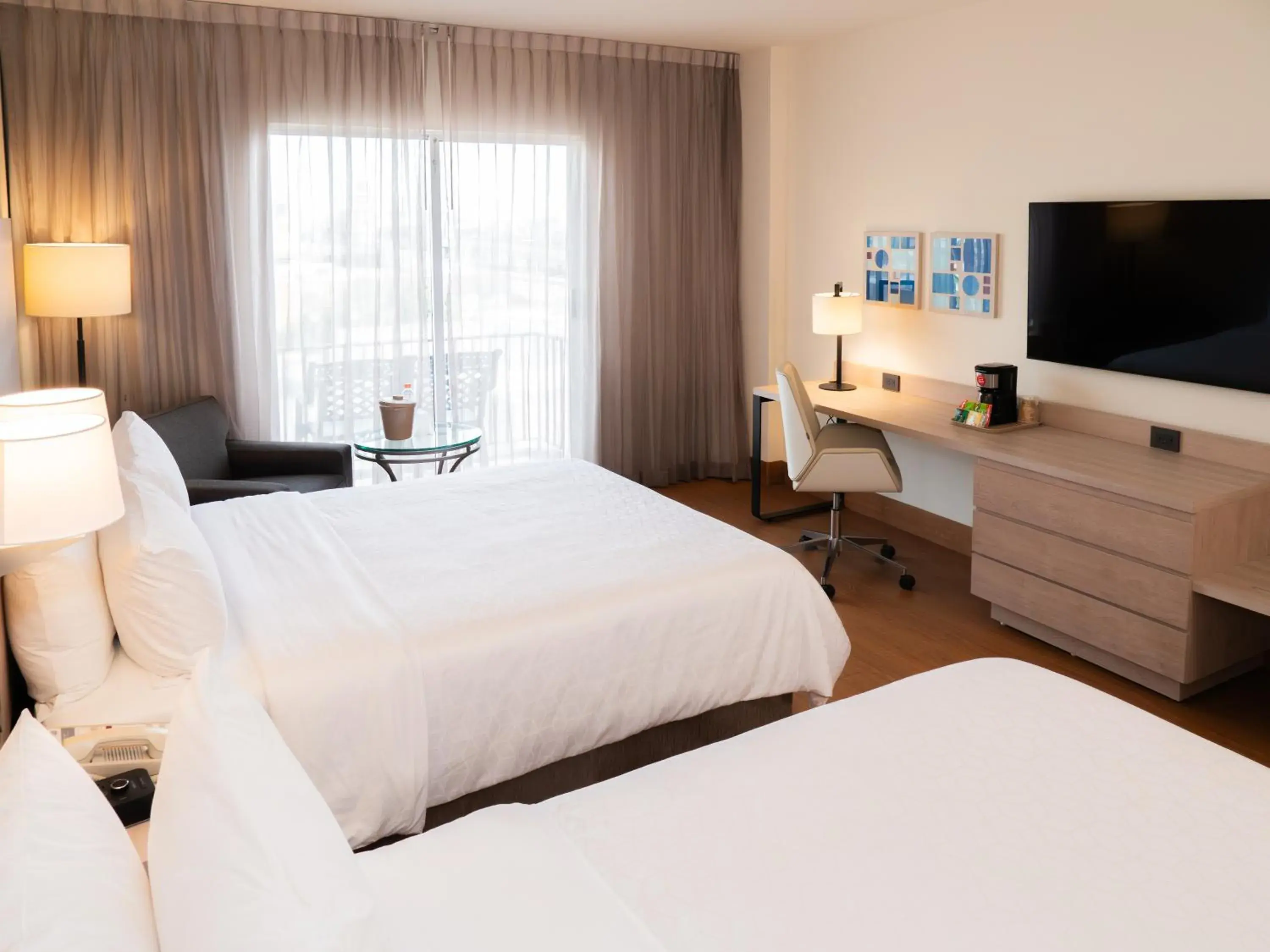 Standard Room with Two Queen Beds in Holiday Inn Express - Monterrey - Tecnologico by IHG Standard Room with Two Queen Beds in Holiday Inn Express - Monterrey - Tecnologico by IHG