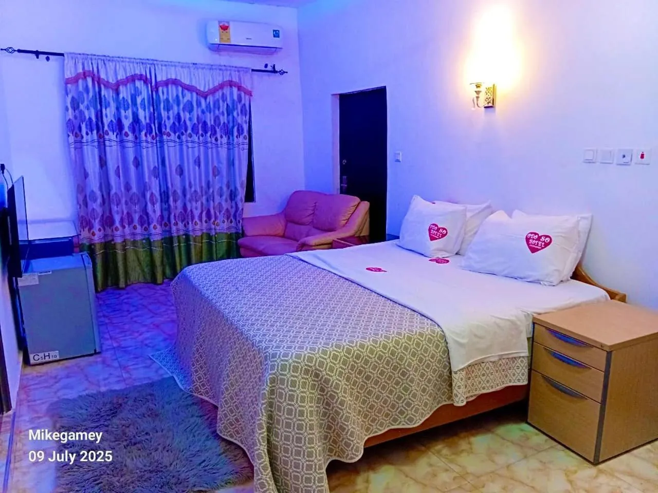 Bed in Odo So Royal Hotel