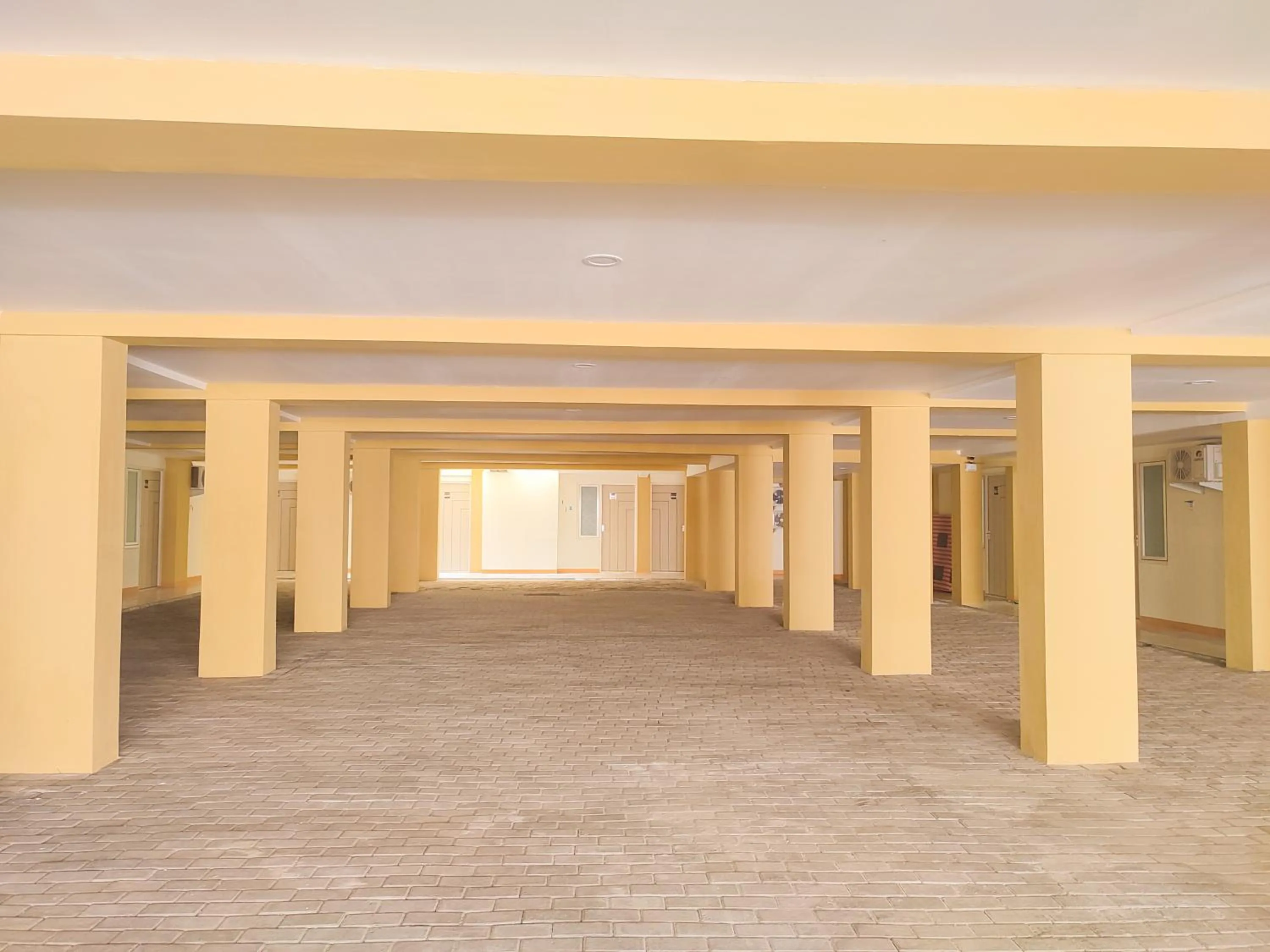 Parking in La Tana Hotel