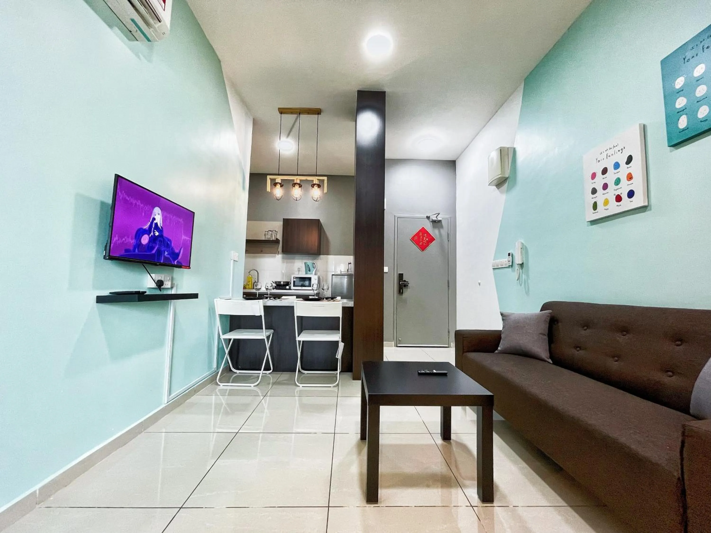 Living room in MesaHill Homestay, Nilai by S&T Homez