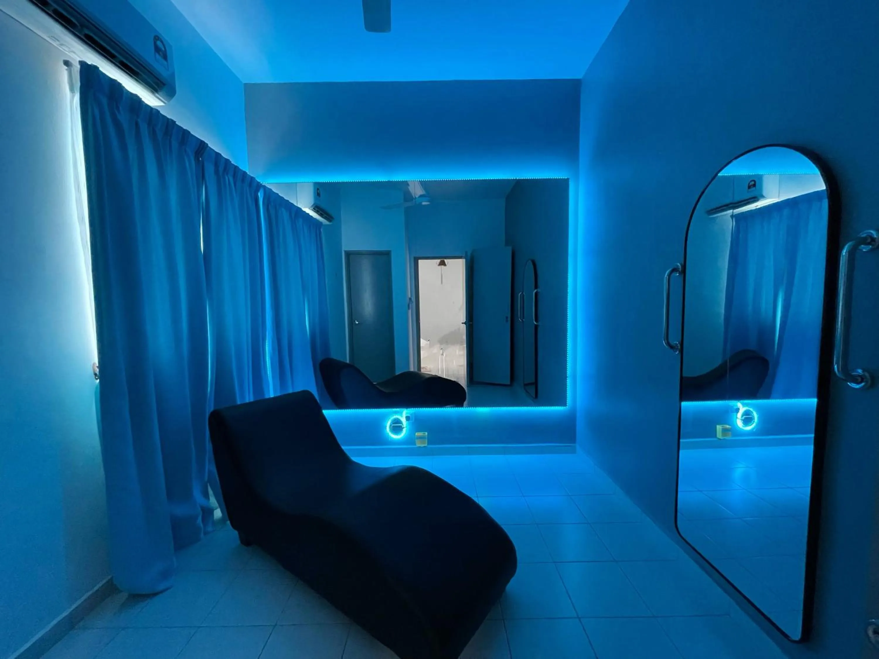 Seating area, Bed in MesaHill Homestay, Nilai by S&T Homez