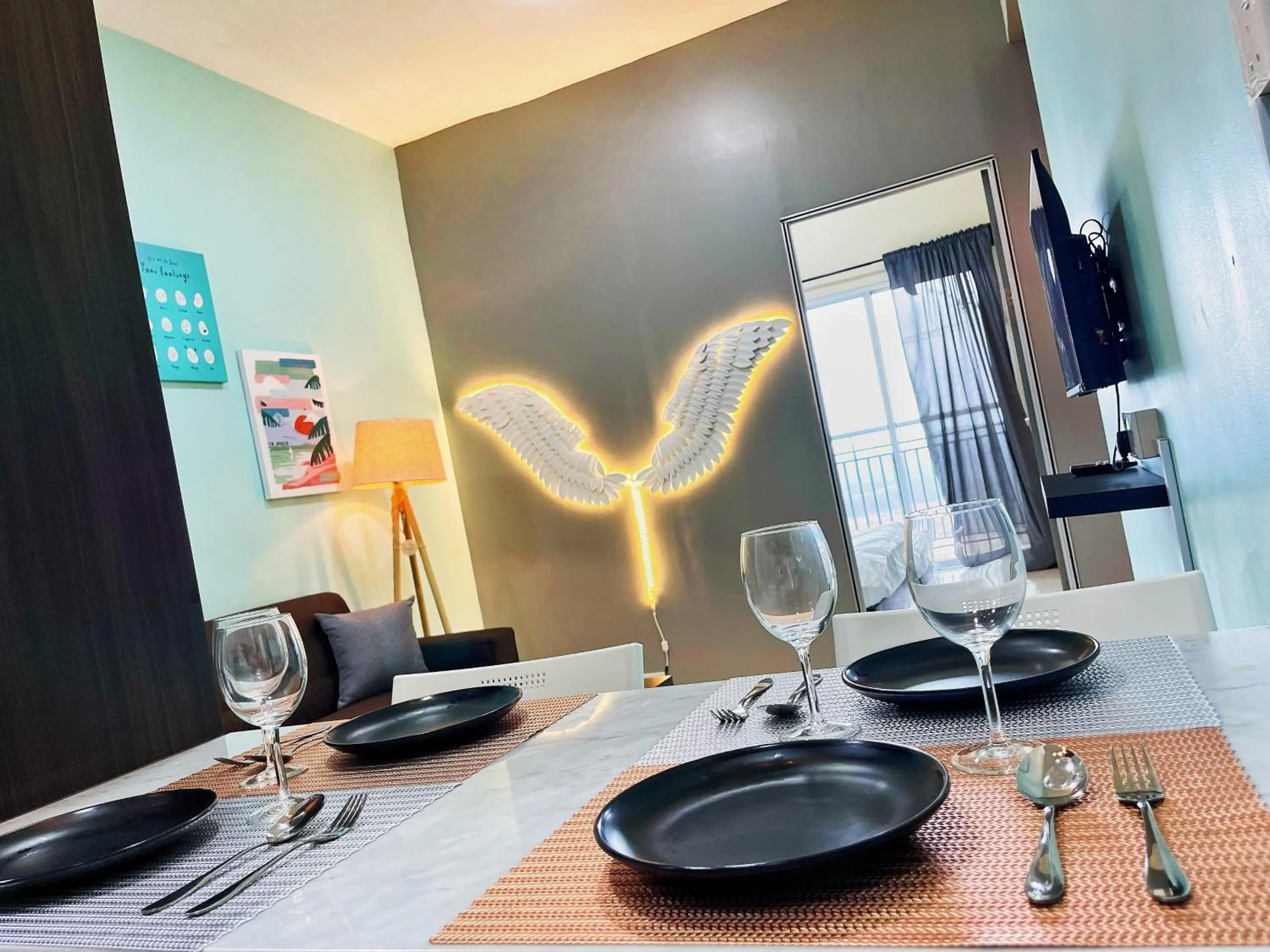 Dining area in MesaHill Homestay, Nilai by S&T Homez