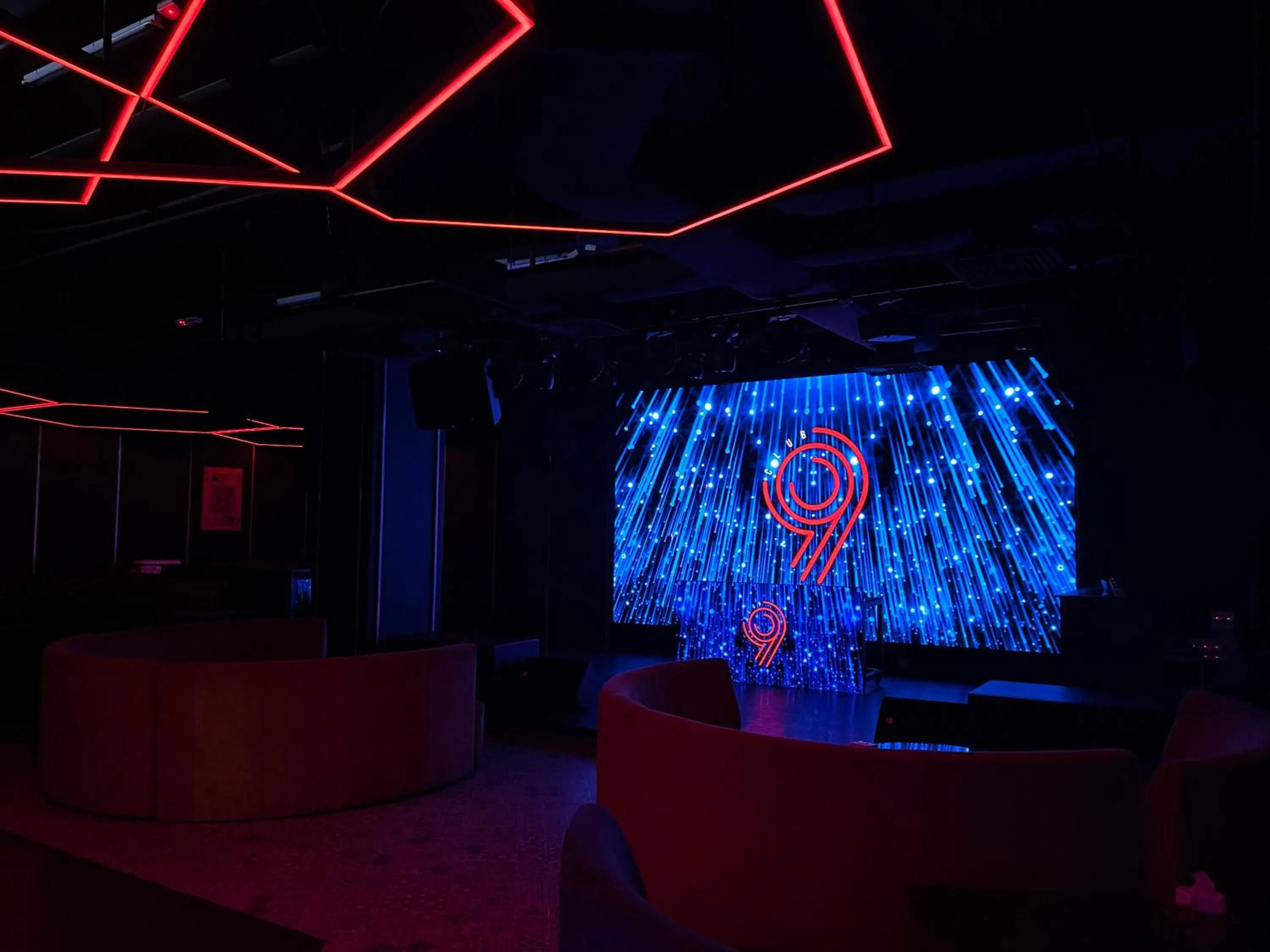 Nightclub / DJ in MesaHill Homestay, Nilai by S&T Homez