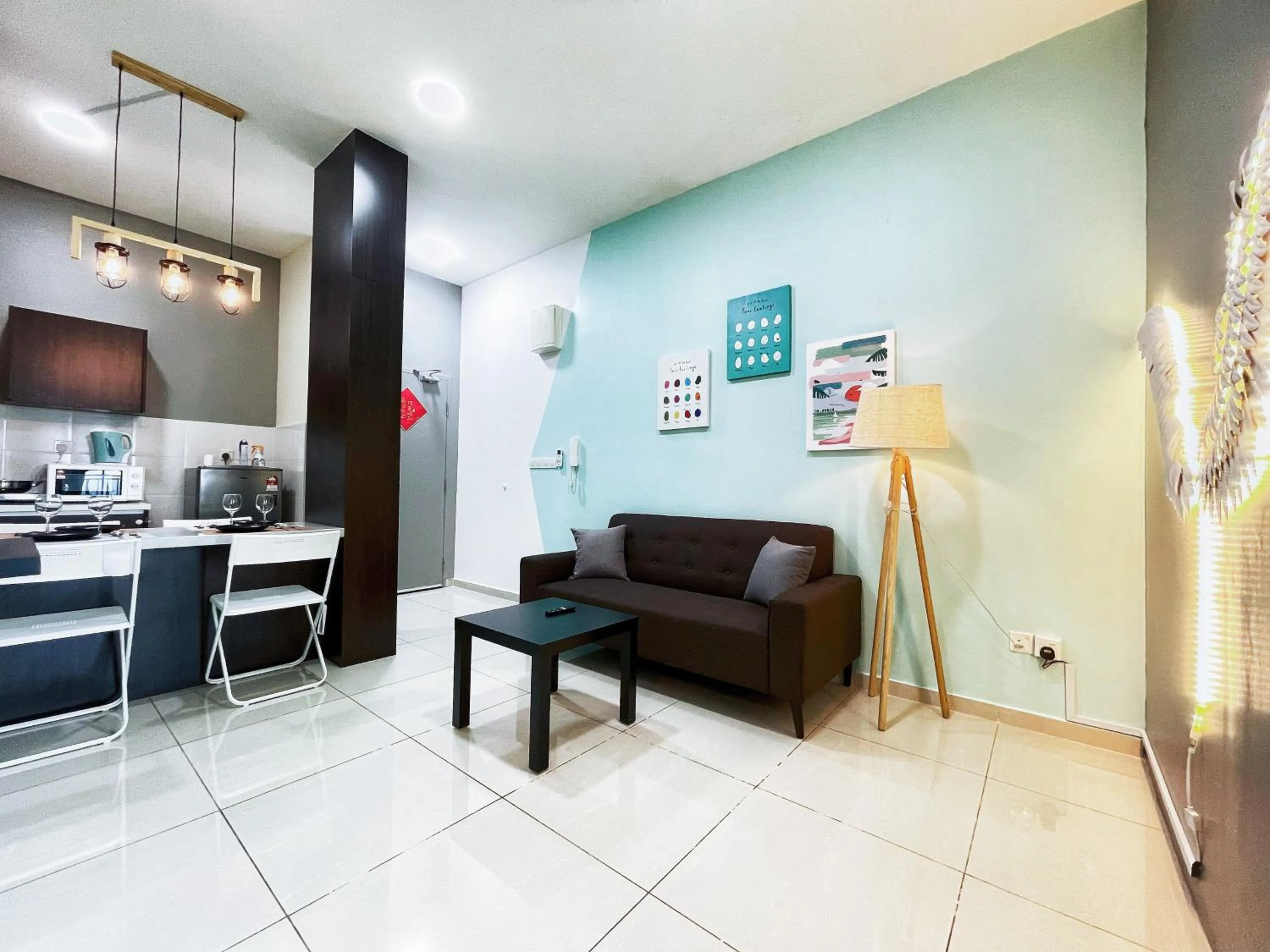 Living room in MesaHill Homestay, Nilai by S&T Homez