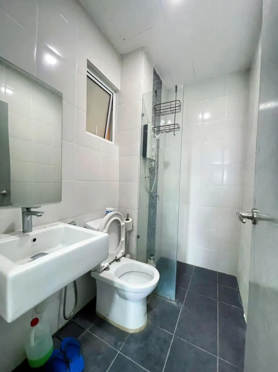 Bathroom in MesaHill Homestay, Nilai by S&T Homez