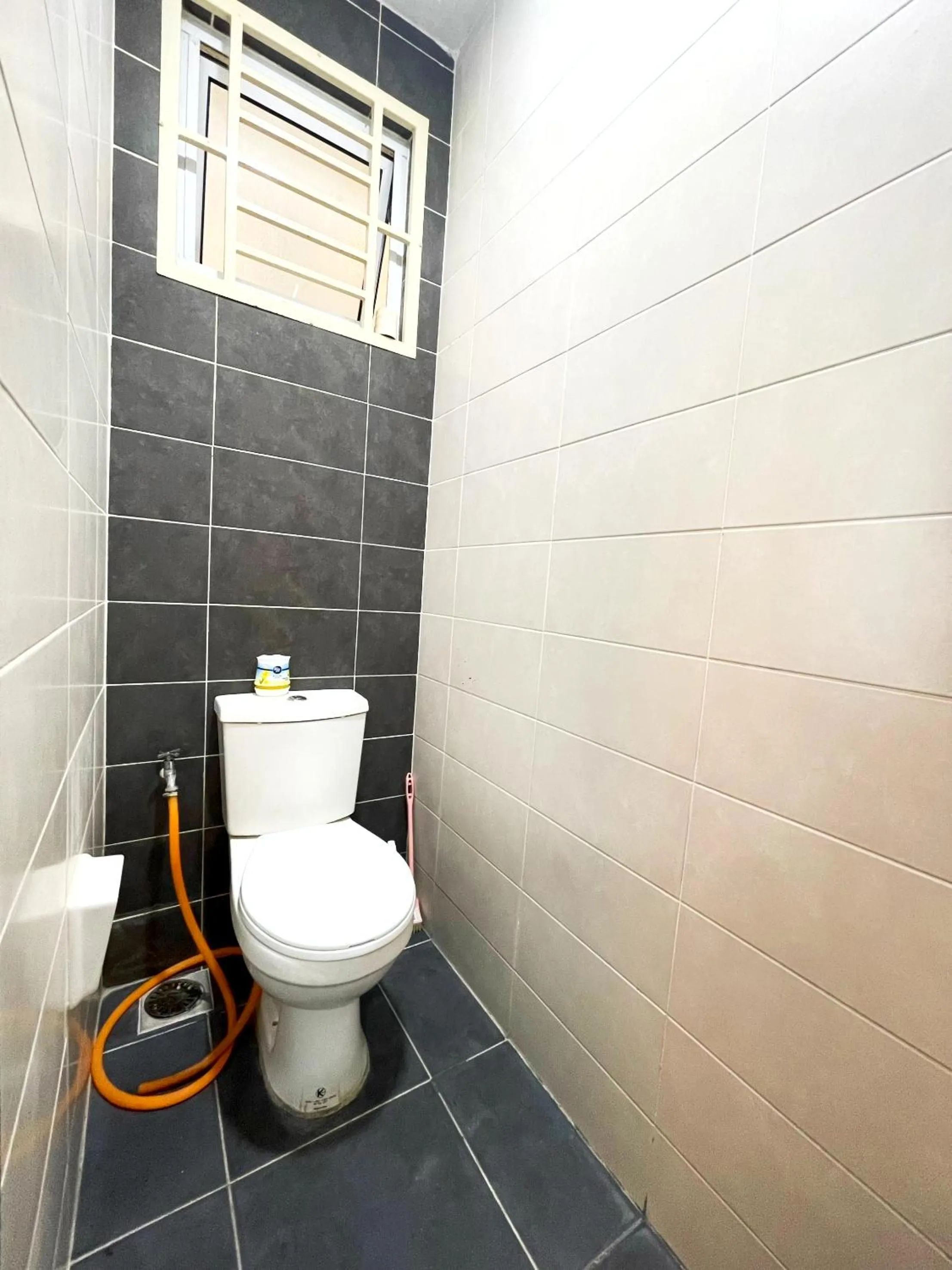 Toilet in MesaHill Homestay, Nilai by S&T Homez