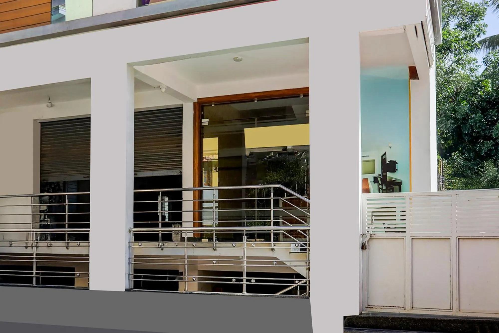 Facade/entrance in Hotel Royal Suites - Yeshwanthpur