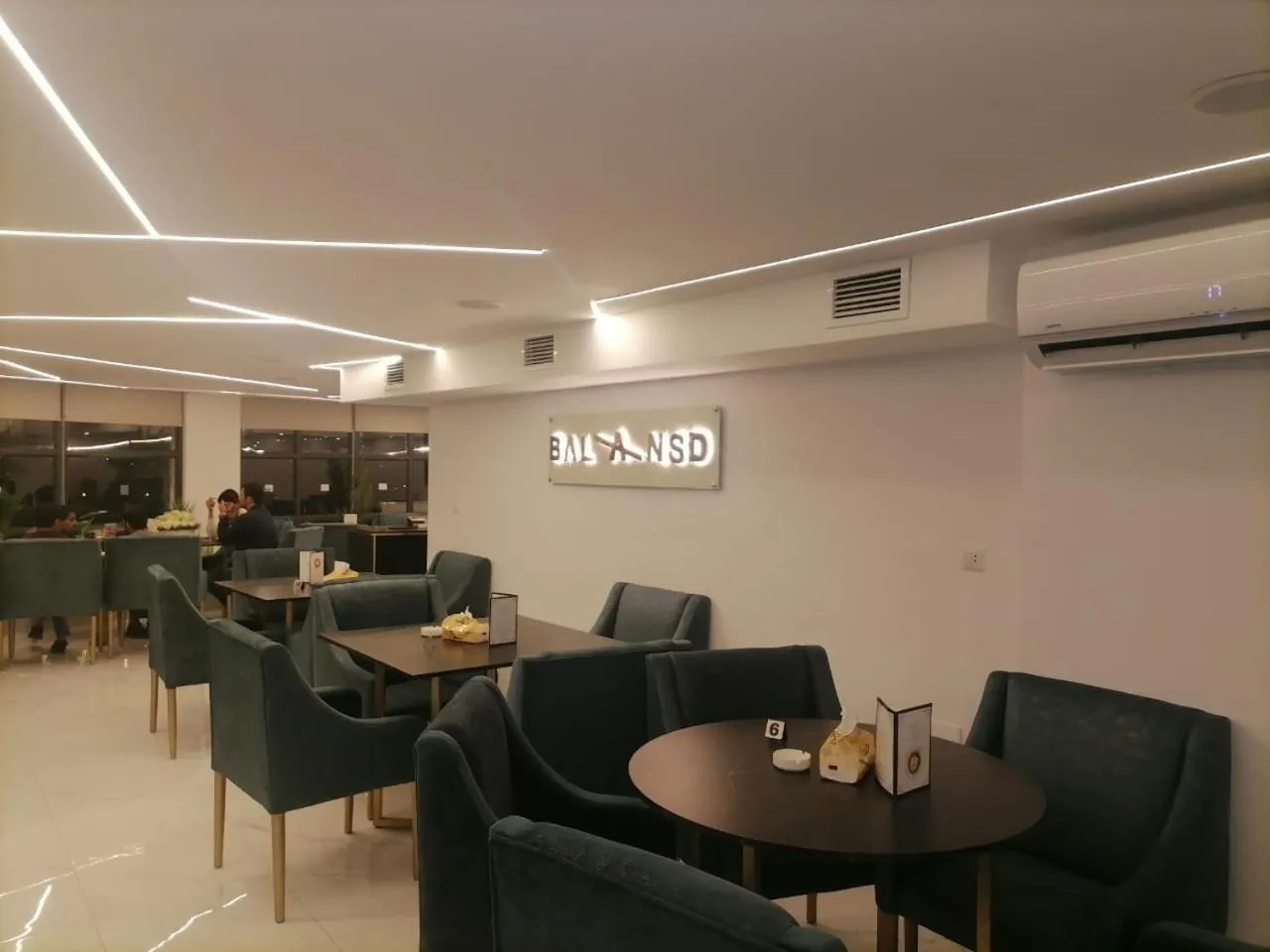 Restaurant/places to eat in Durrat Al Israa