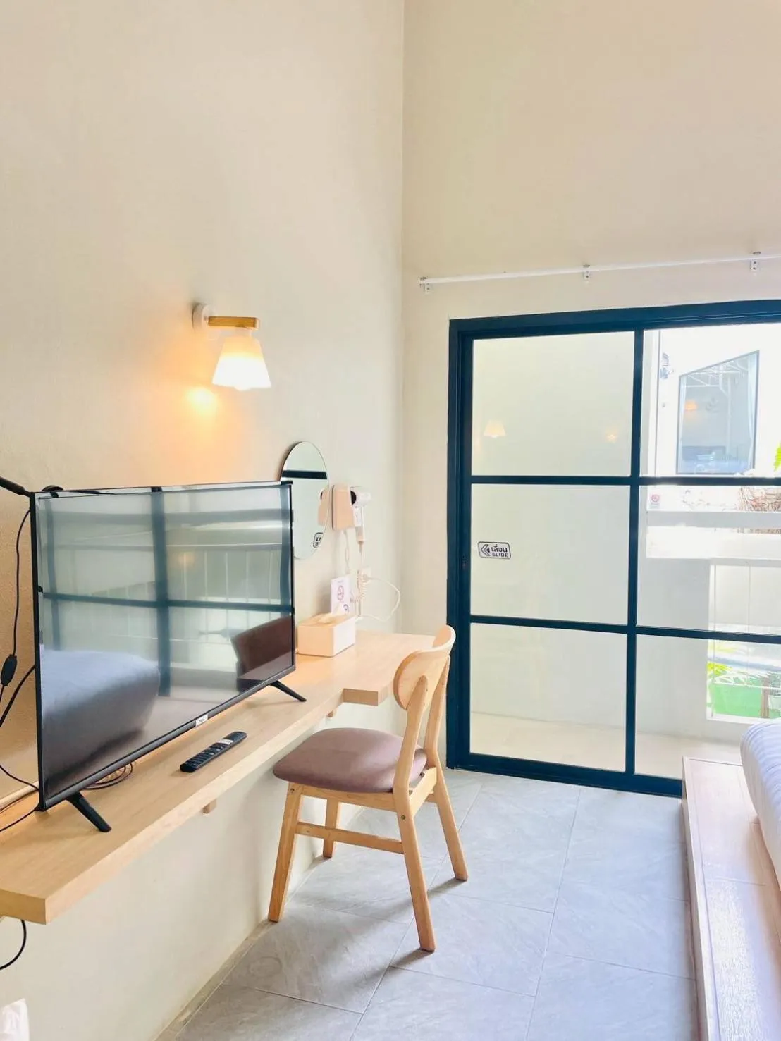 Photo of the whole room, Bed in THE BELONG BOUTIQUE HOTEL