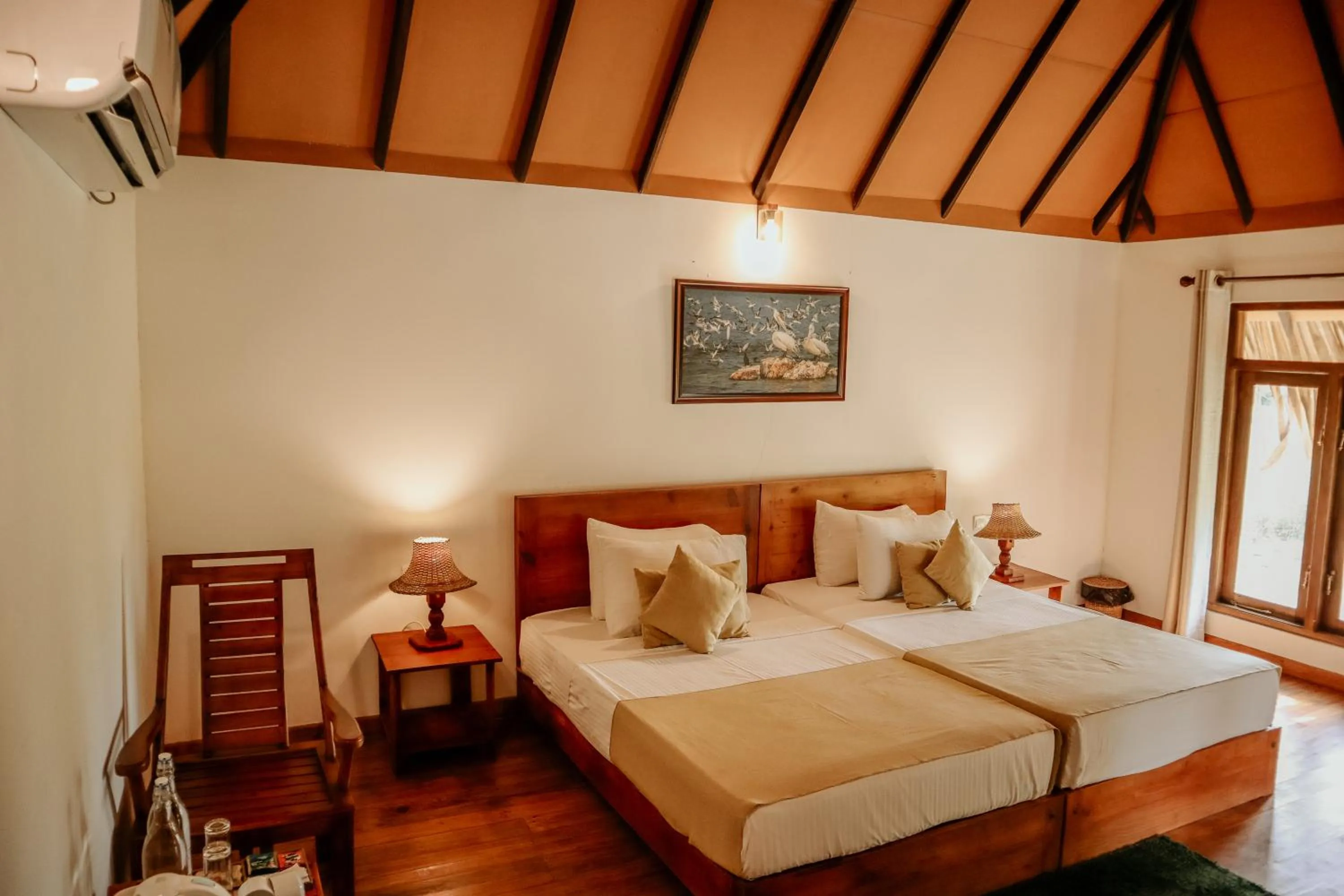 Bedroom, Bed in Saffron Lake Yala