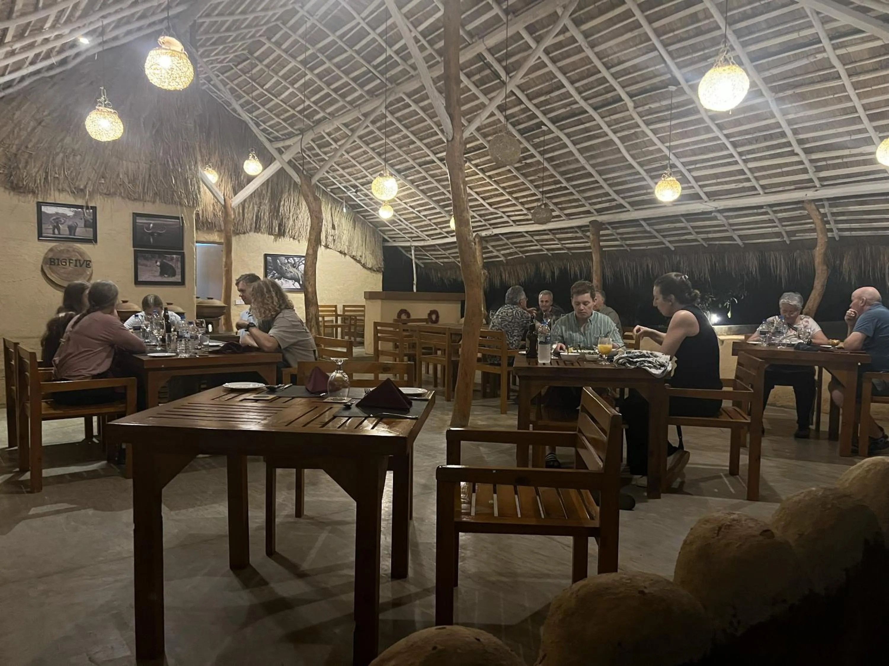 Restaurant/places to eat in Saffron Lake Yala