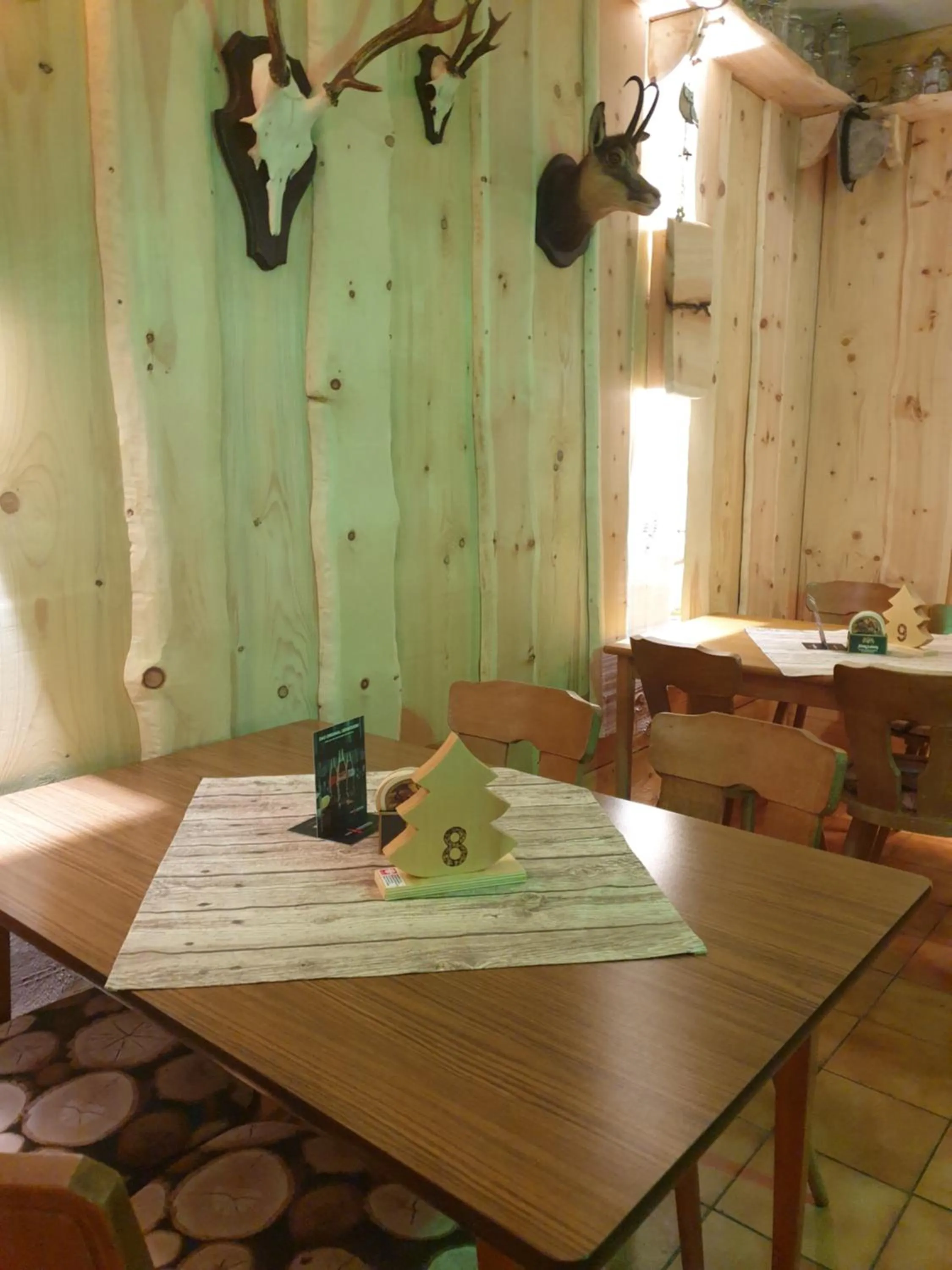 Restaurant/places to eat in Gungl Stubn