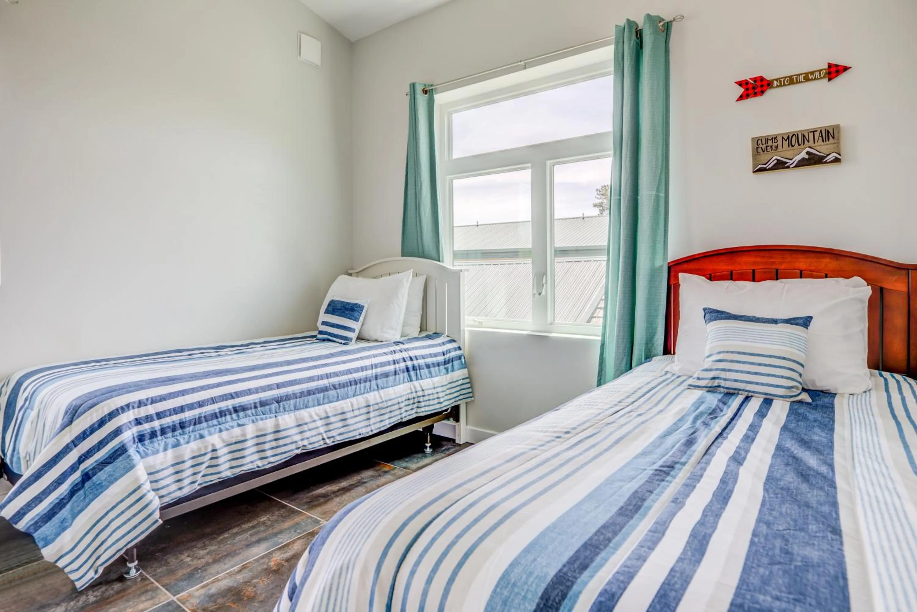 Bed in Castle in the Sky Unit Z