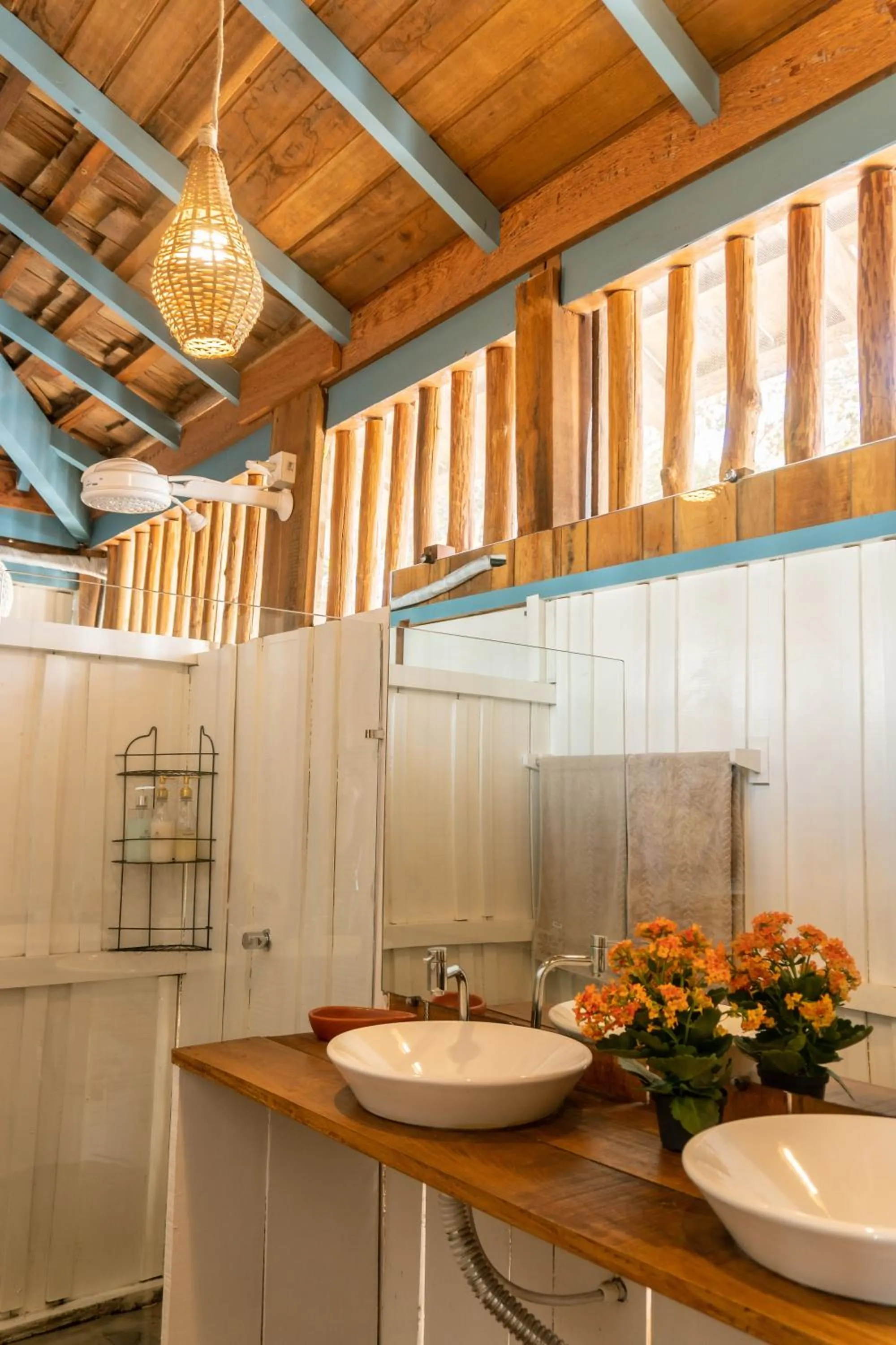 Shower in Casa na Lagoa