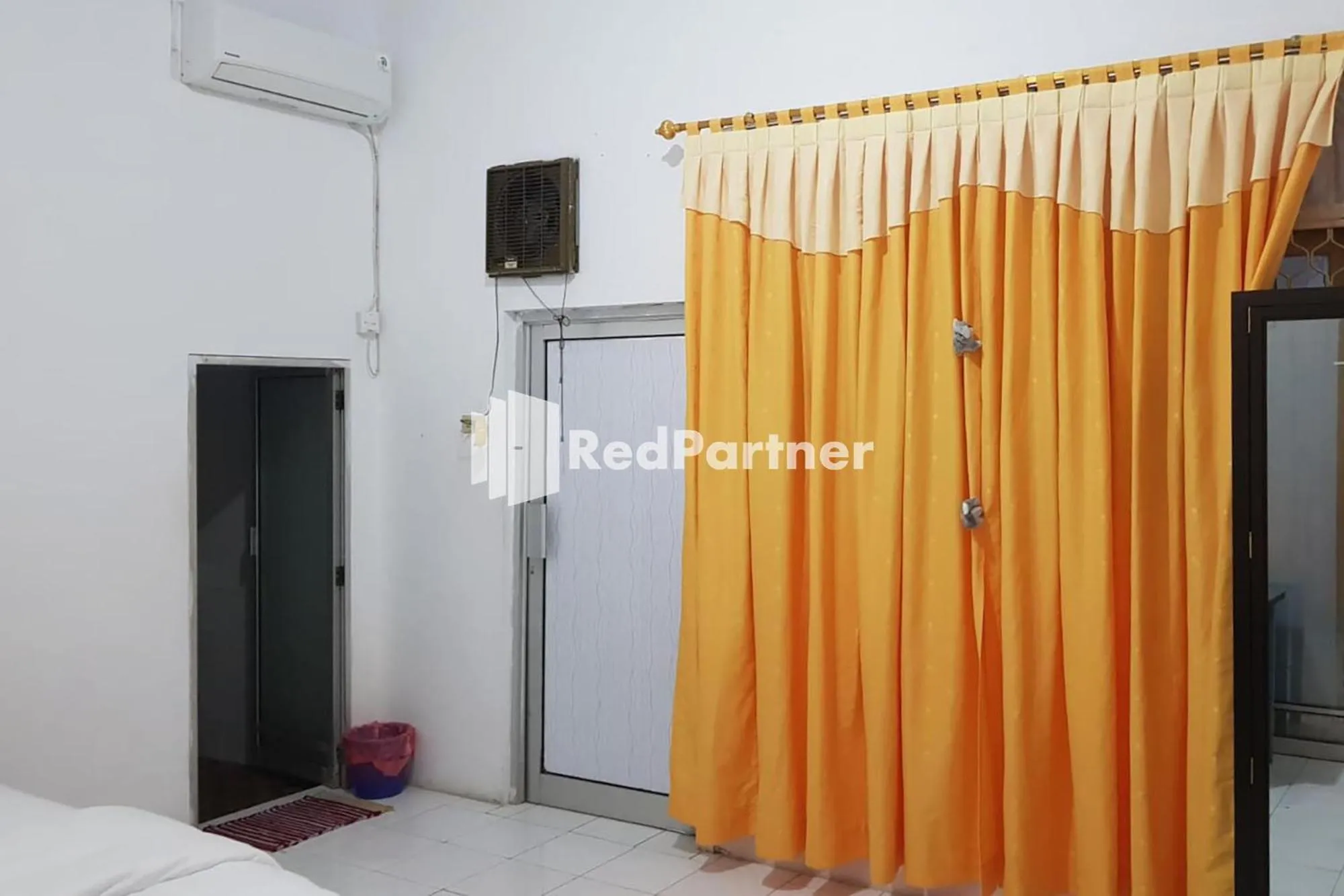 Bedroom, Bed in Homestay Lotus Bangka Pangkal Pinang RedPartner
