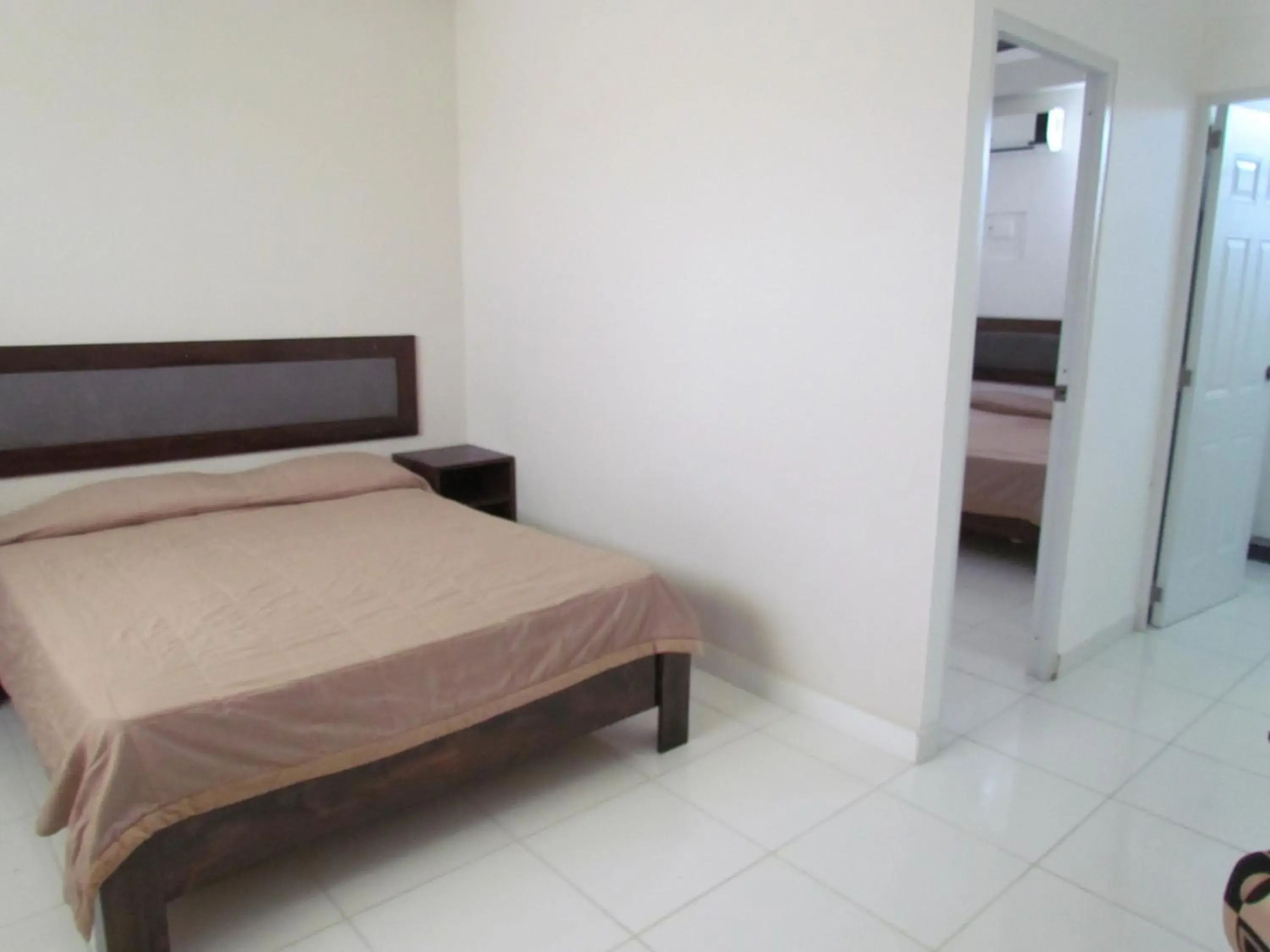 Two-Bedroom Suite in Plaza Coral Hotel Two-Bedroom Suite in Plaza Coral Hotel