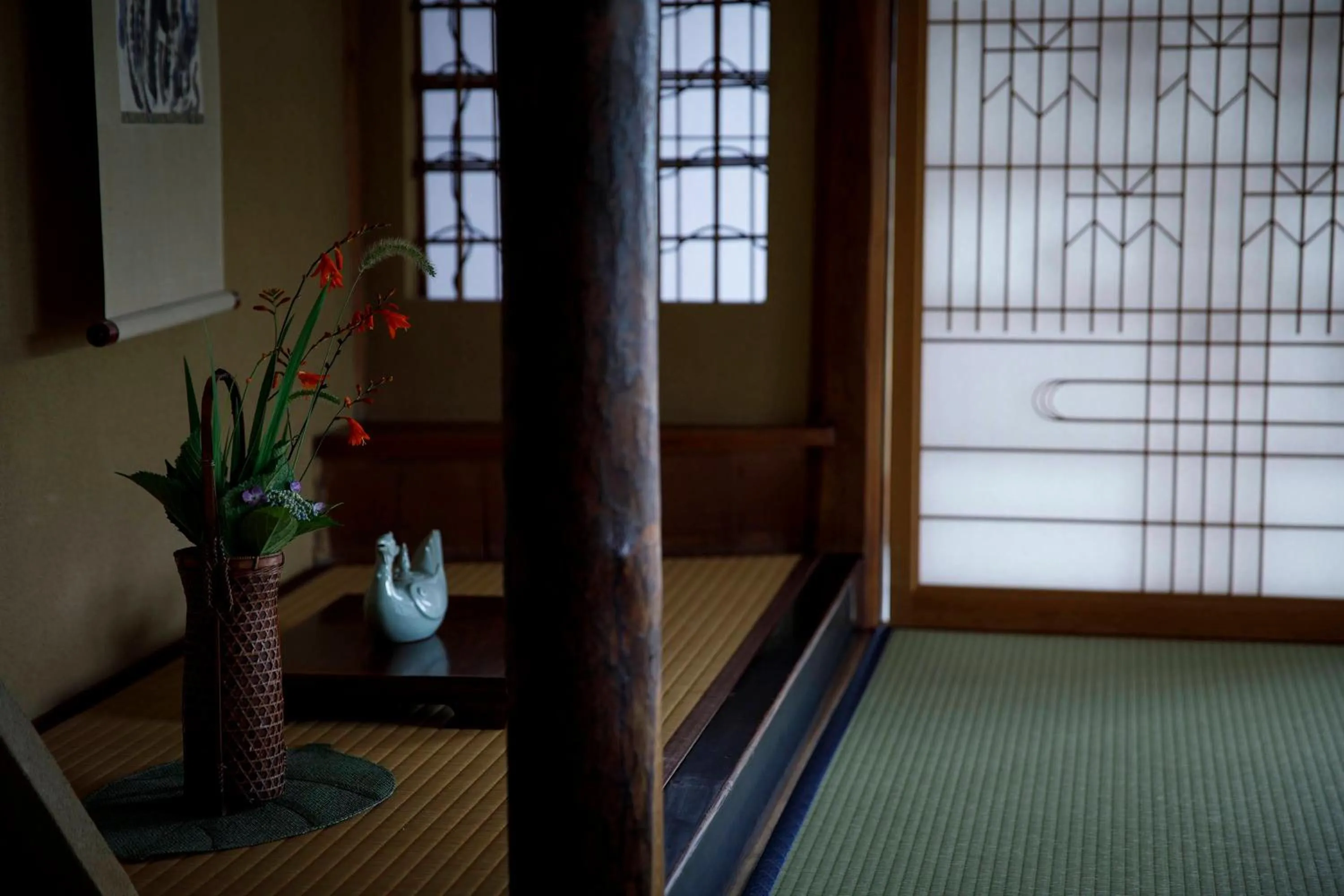 Photo of the whole room, Bed in Busuitei