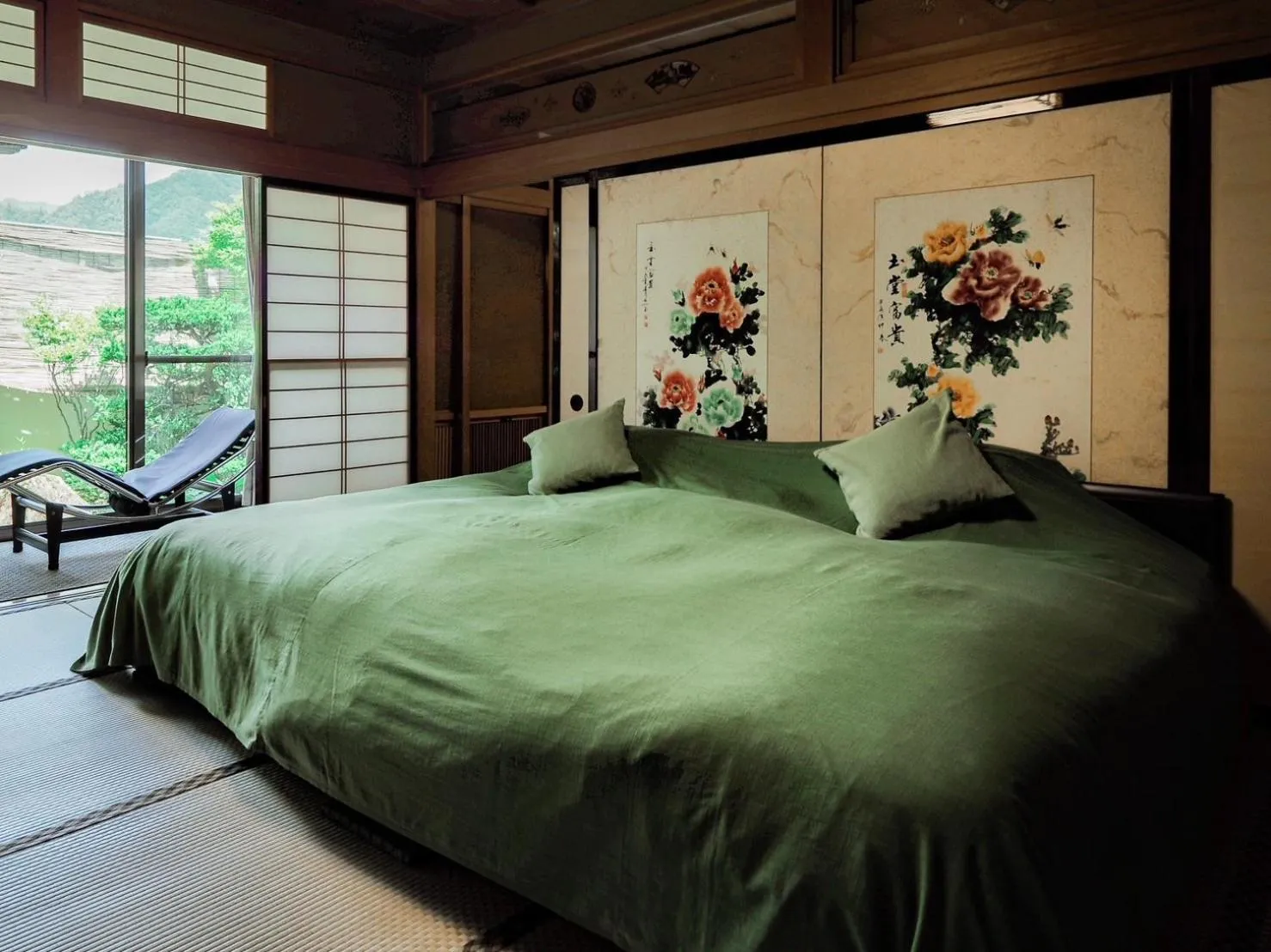 Bed in Yatsusankan Over 6 years old