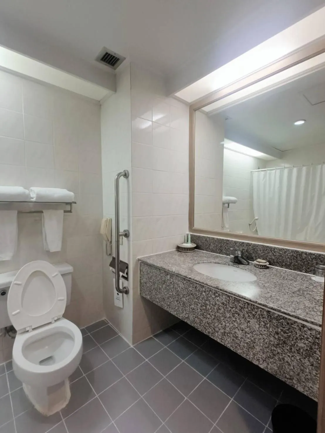 Facility for disabled guests in Chiangmai Grandview Hotel & Convention Center