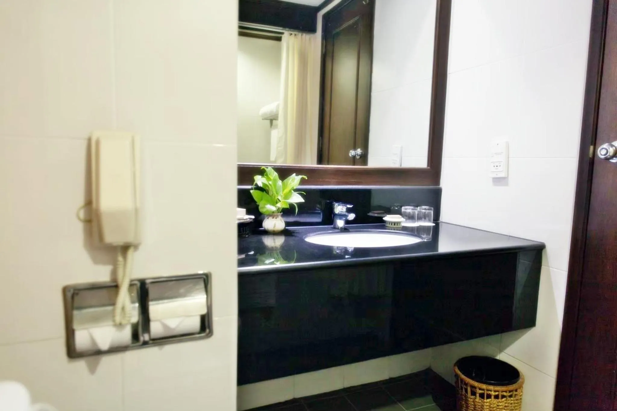 Bathroom in Chiangmai Grandview Hotel & Convention Center