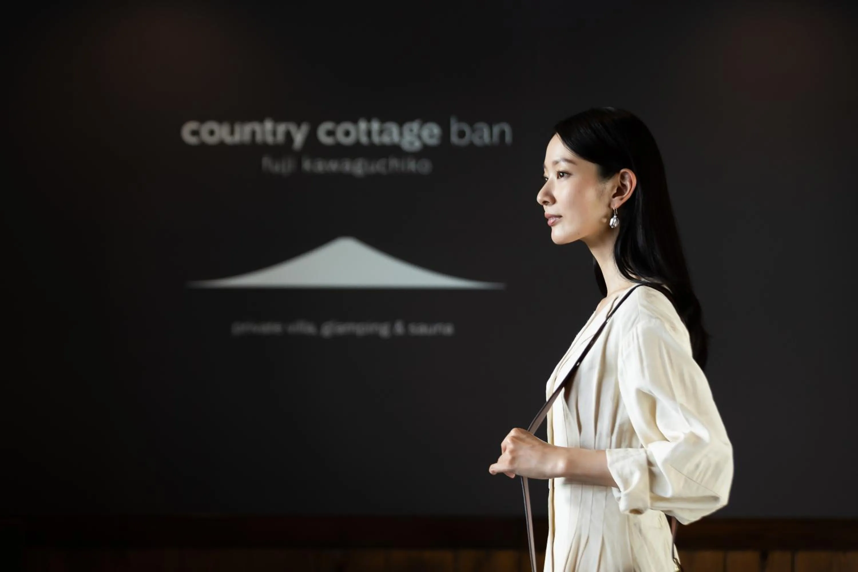 Logo/Certificate/Sign in Kawaguchiko Country Cottage Ban