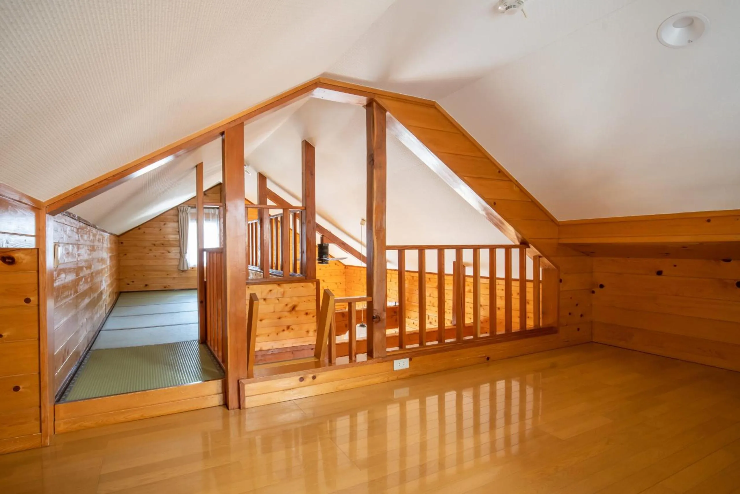 Bedroom, Bed in Kawaguchiko Country Cottage Ban