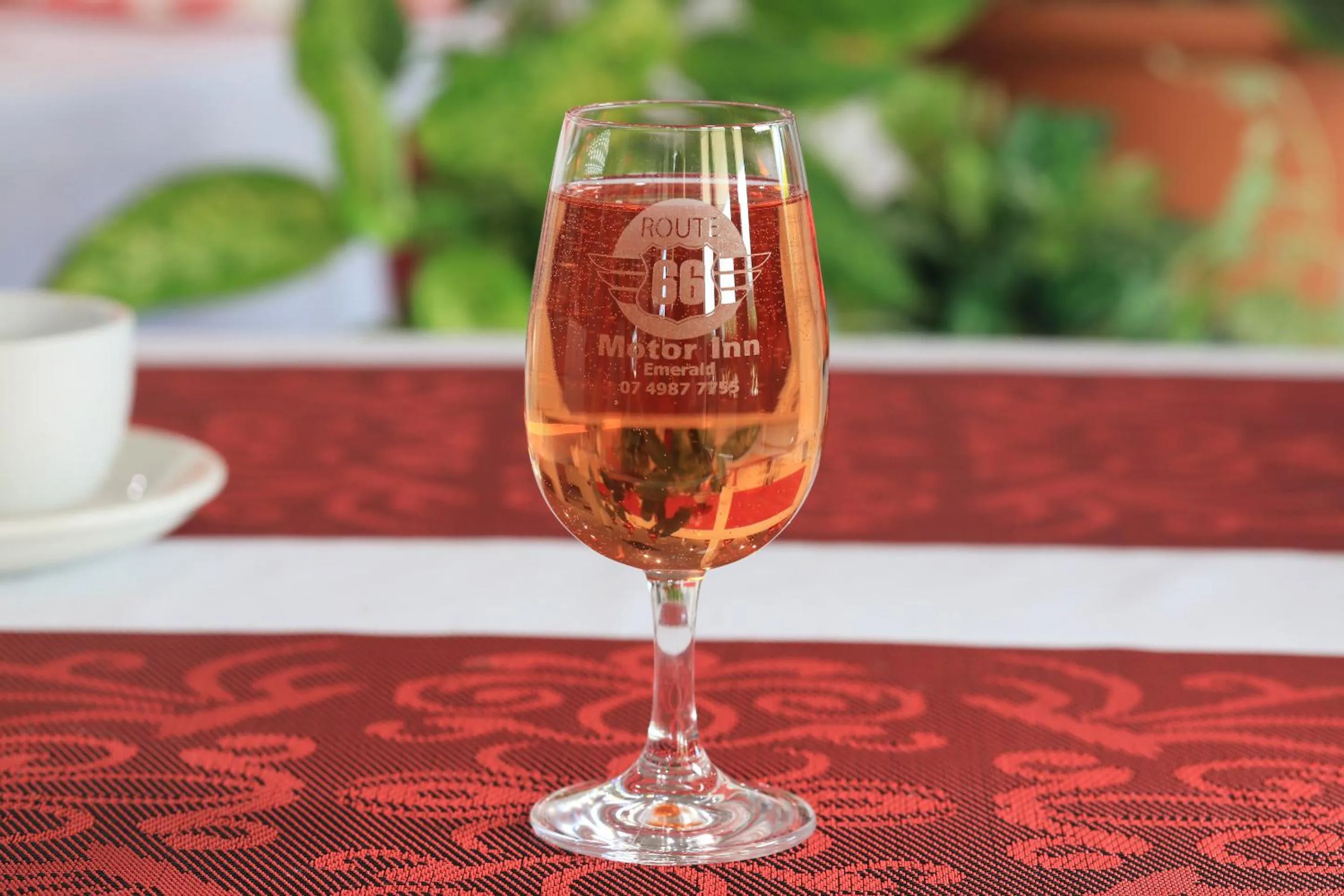 Food and drinks in Route 66 Motor Inn