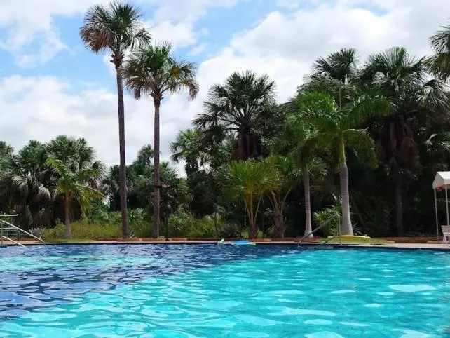 Swimming pool in Grand Lençóis Flat