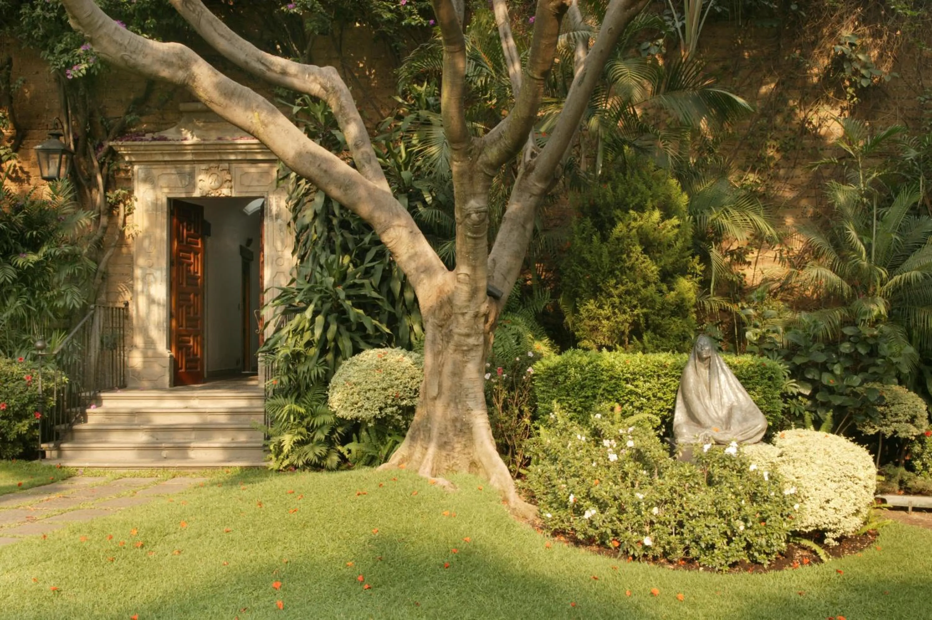 Facade/entrance in Las Mañanitas