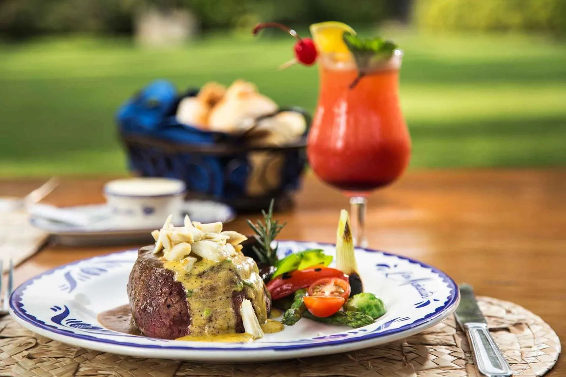 Restaurant/places to eat in Las Mañanitas