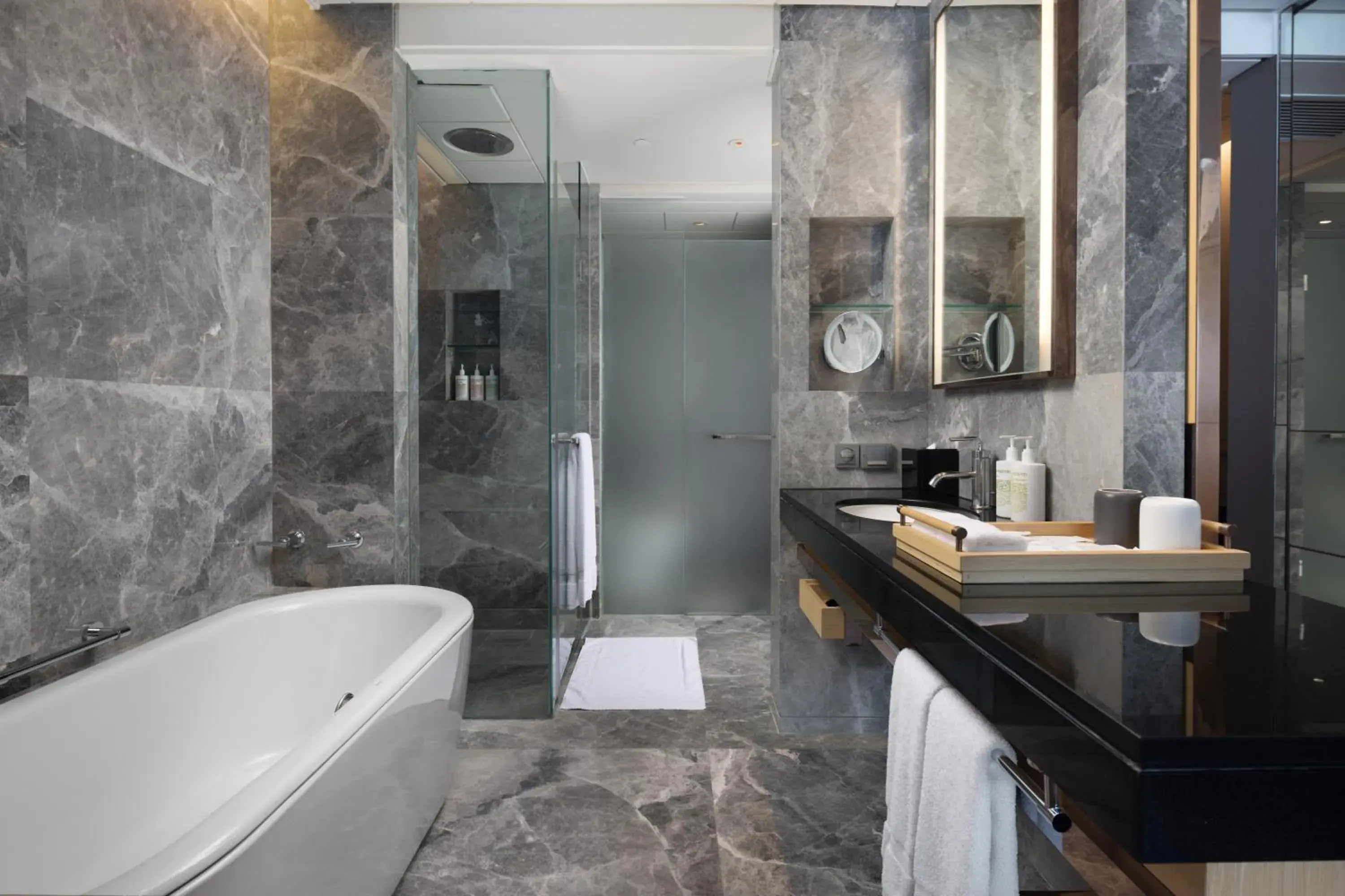 Residence Club Superior Room Twin in New World Beijing Hotel Residence Club Superior Room Twin in New World Beijing Hotel