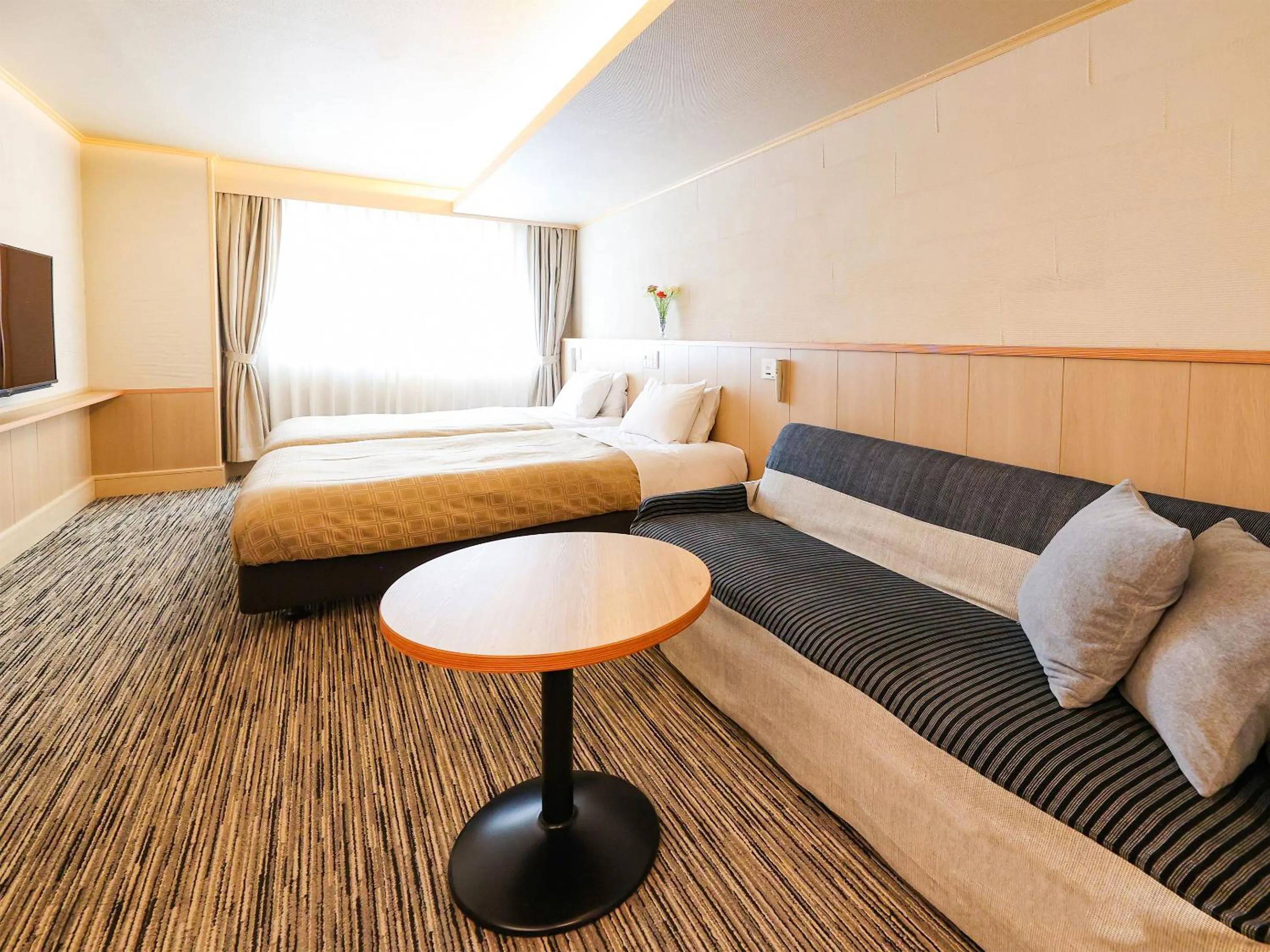 Photo of the whole room, Bed in Fukui Hotel