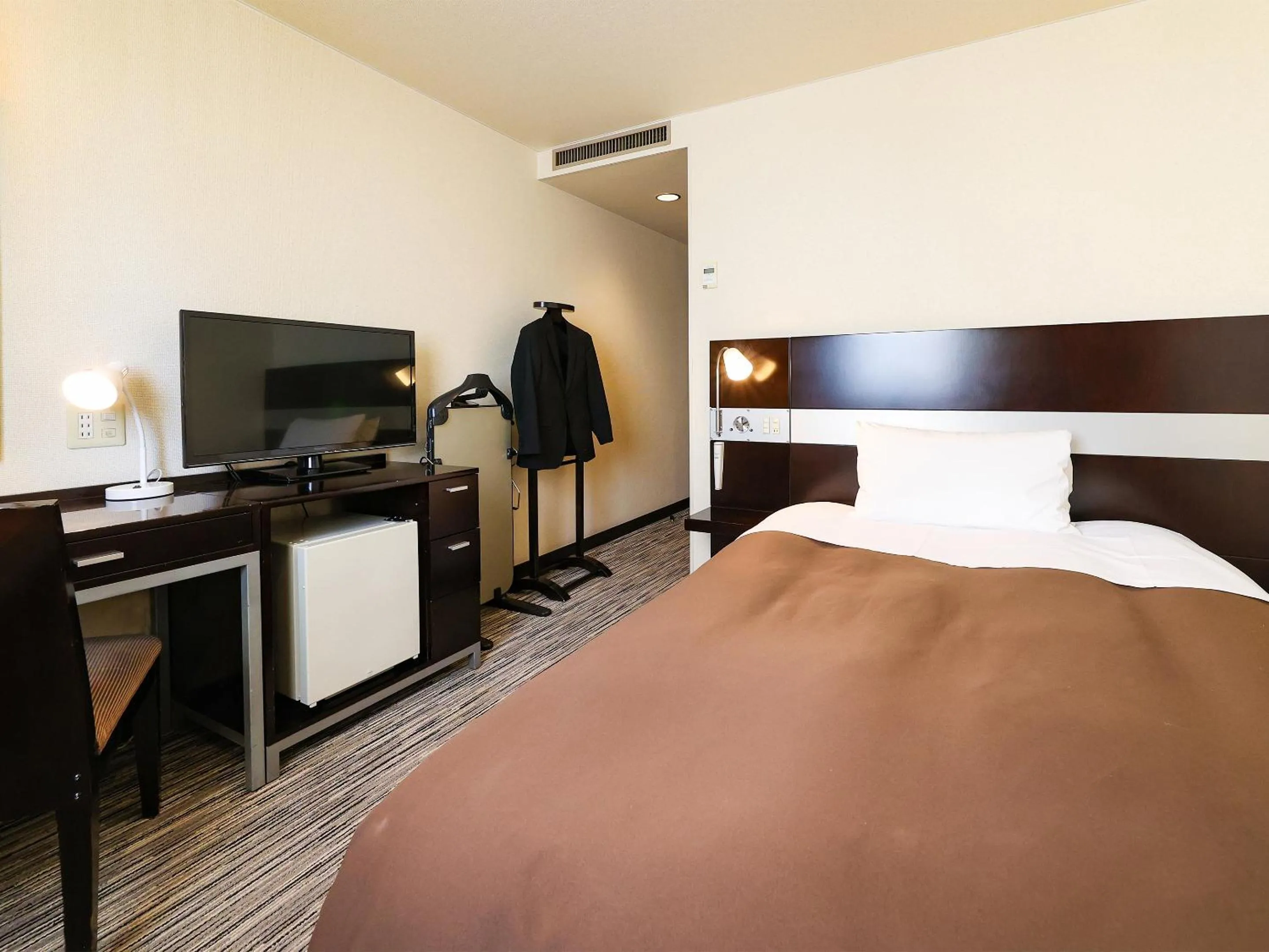 Photo of the whole room, Bed in Fukui Hotel