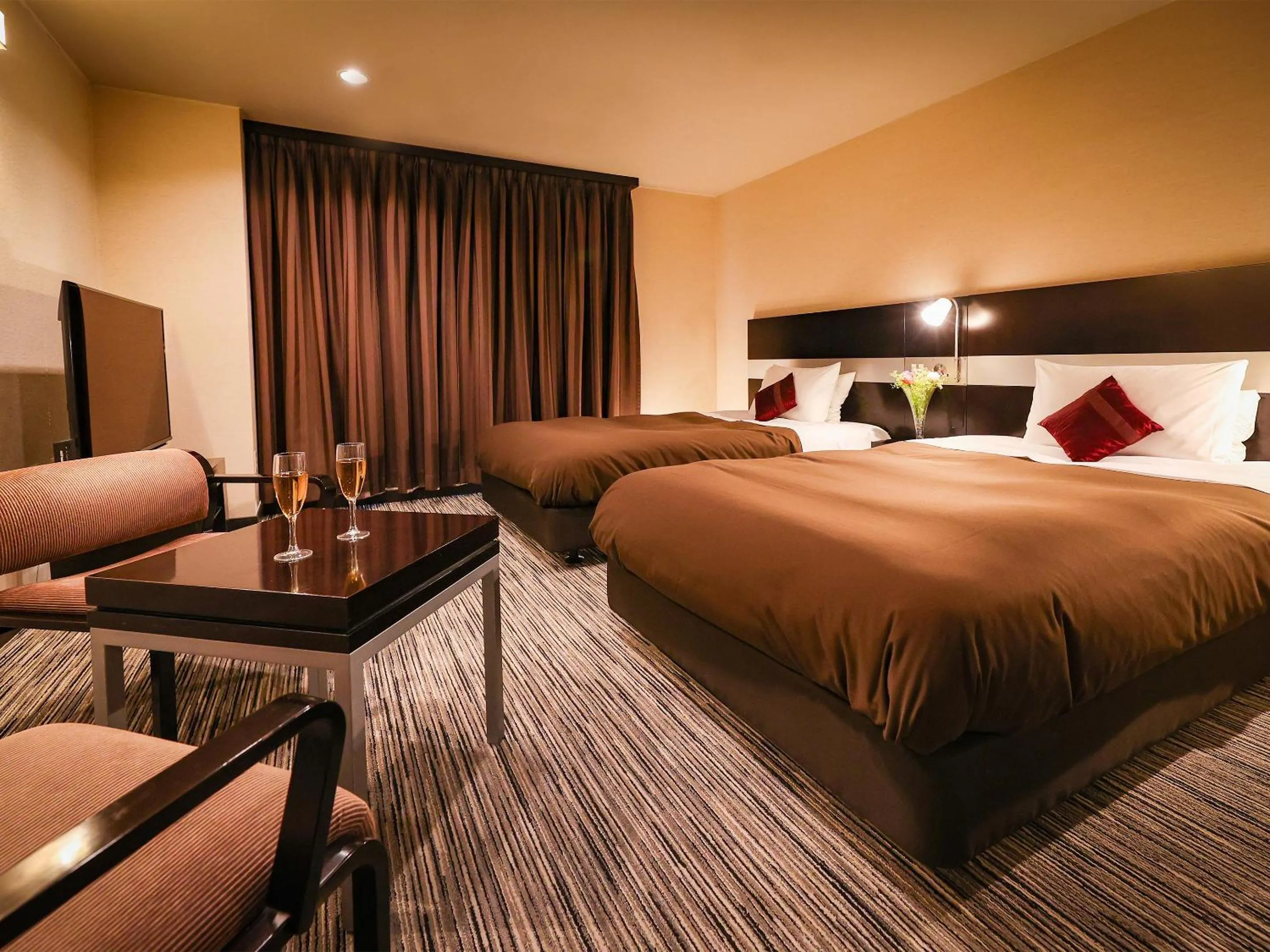 Photo of the whole room, Bed in Fukui Hotel