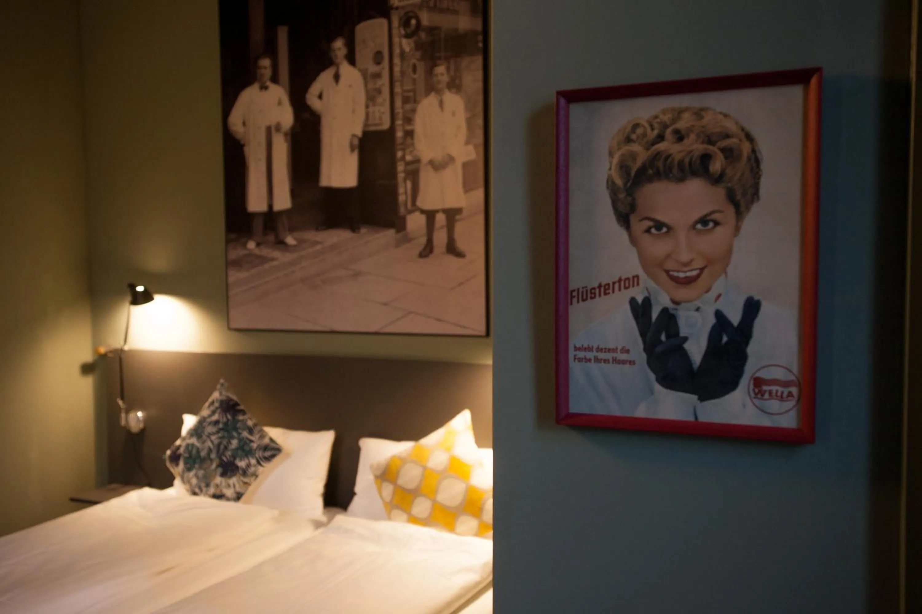 Bed in Storyhotel Bergischer Hof Königswinter