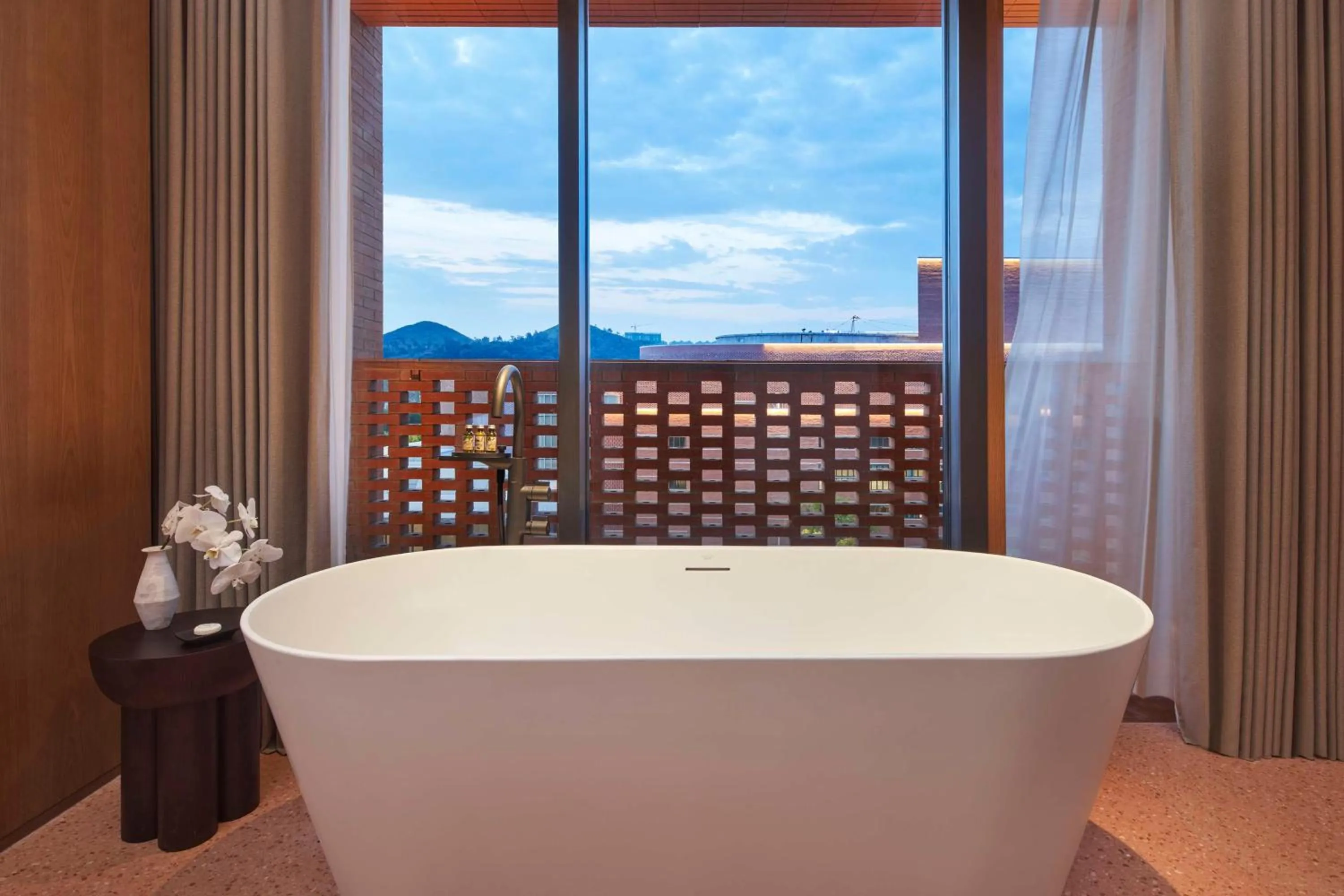 Bathroom in TAOXICHUAN Hotel