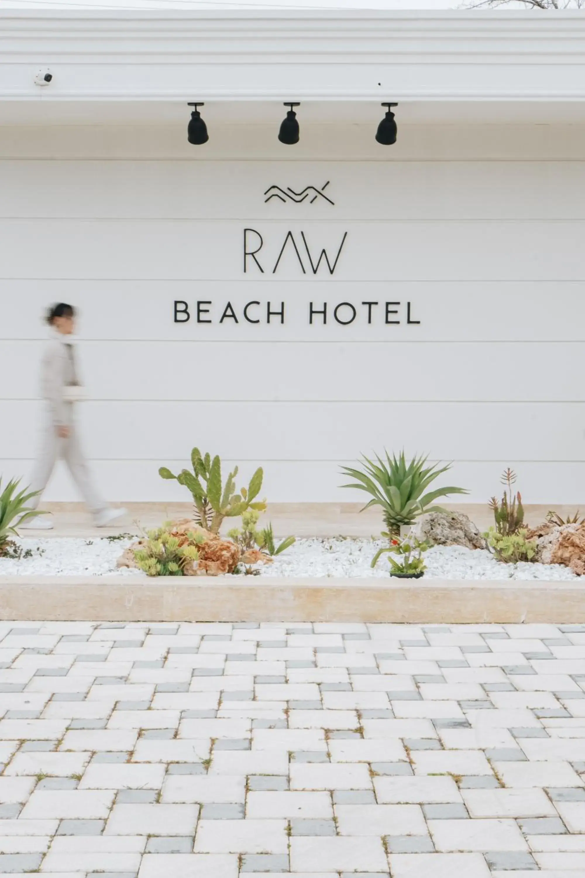 RAW BEACH HOTEL RAW BEACH HOTEL