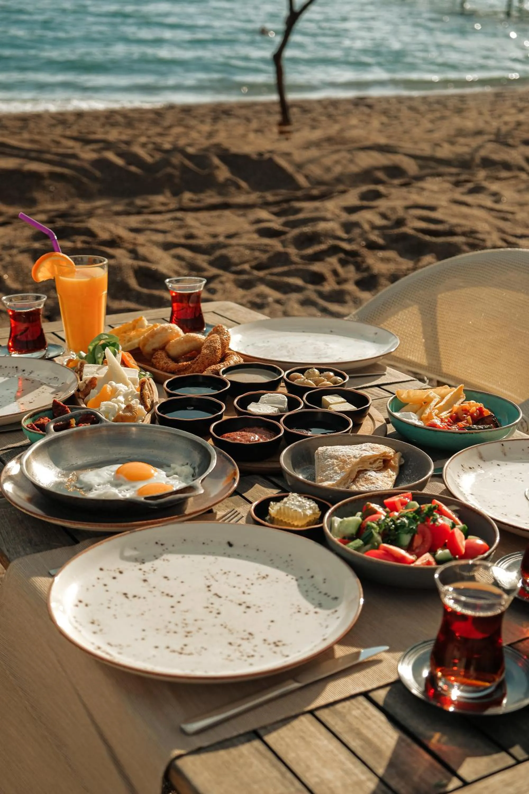 Breakfast in RAW BEACH HOTEL