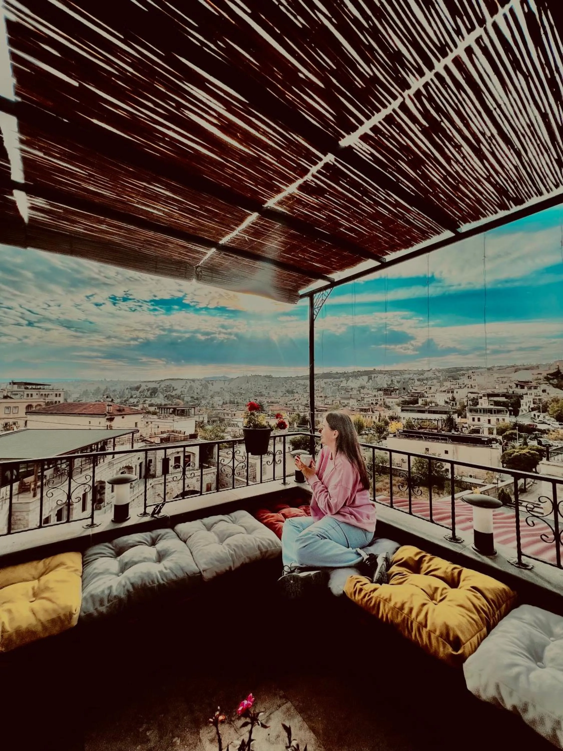 Patio in Pashahan Hotel