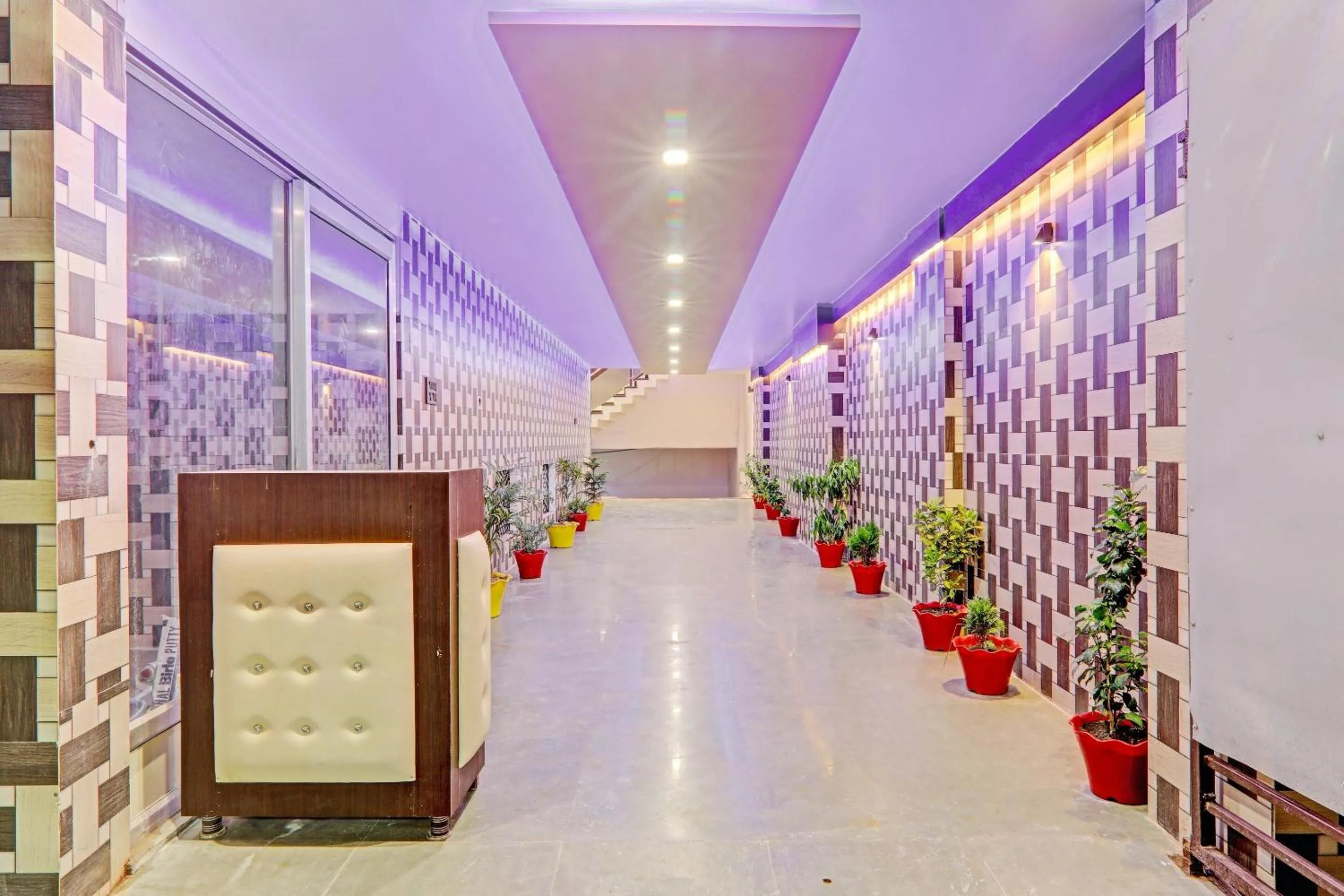 Facade/entrance in Super Townhouse Riddhi Residency