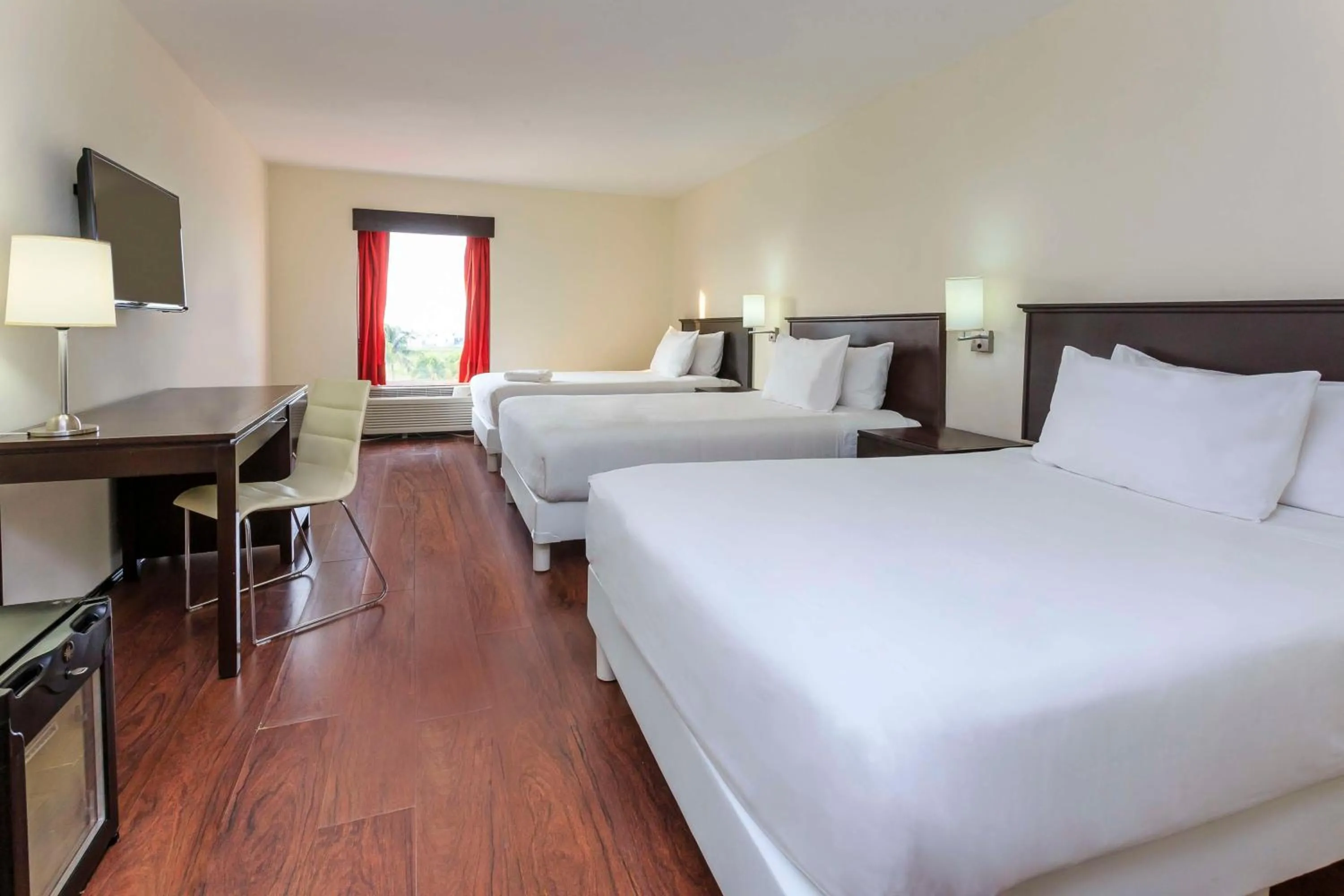 Bedroom, Bed in NH Coatzacoalcos