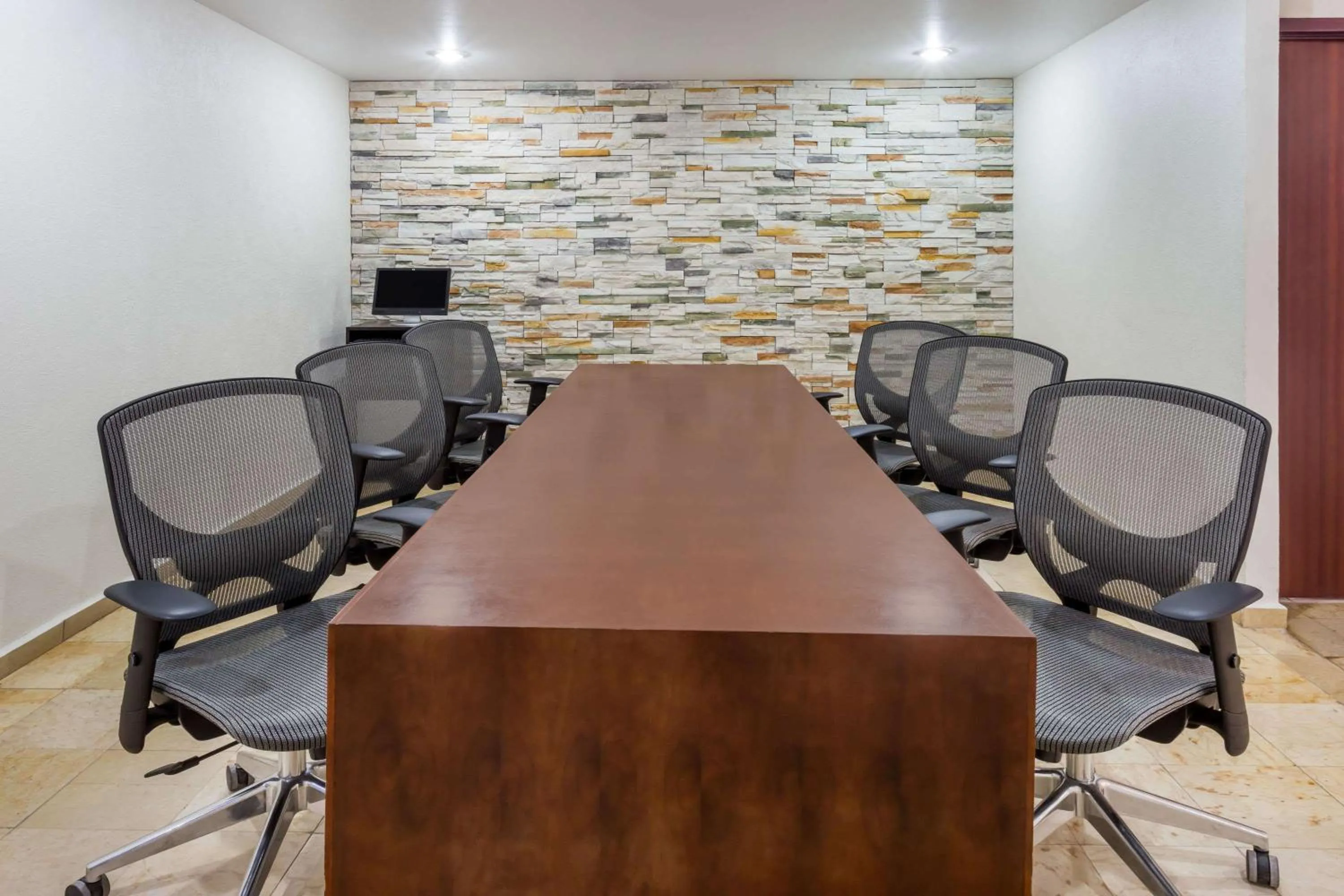 Business facilities in Baymont by Wyndham Lazaro Cardenas