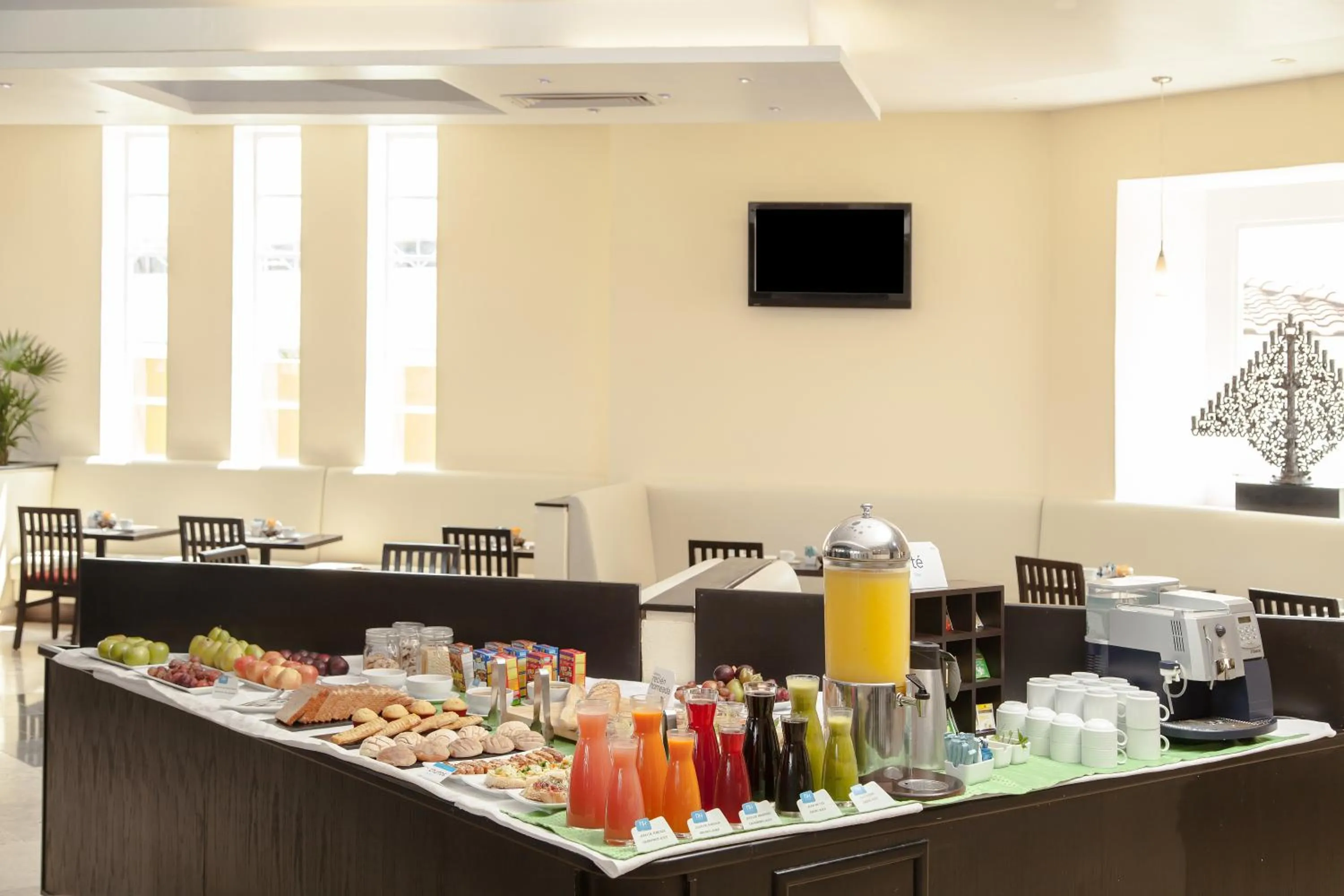 Restaurant/places to eat in Baymont by Wyndham Lazaro Cardenas