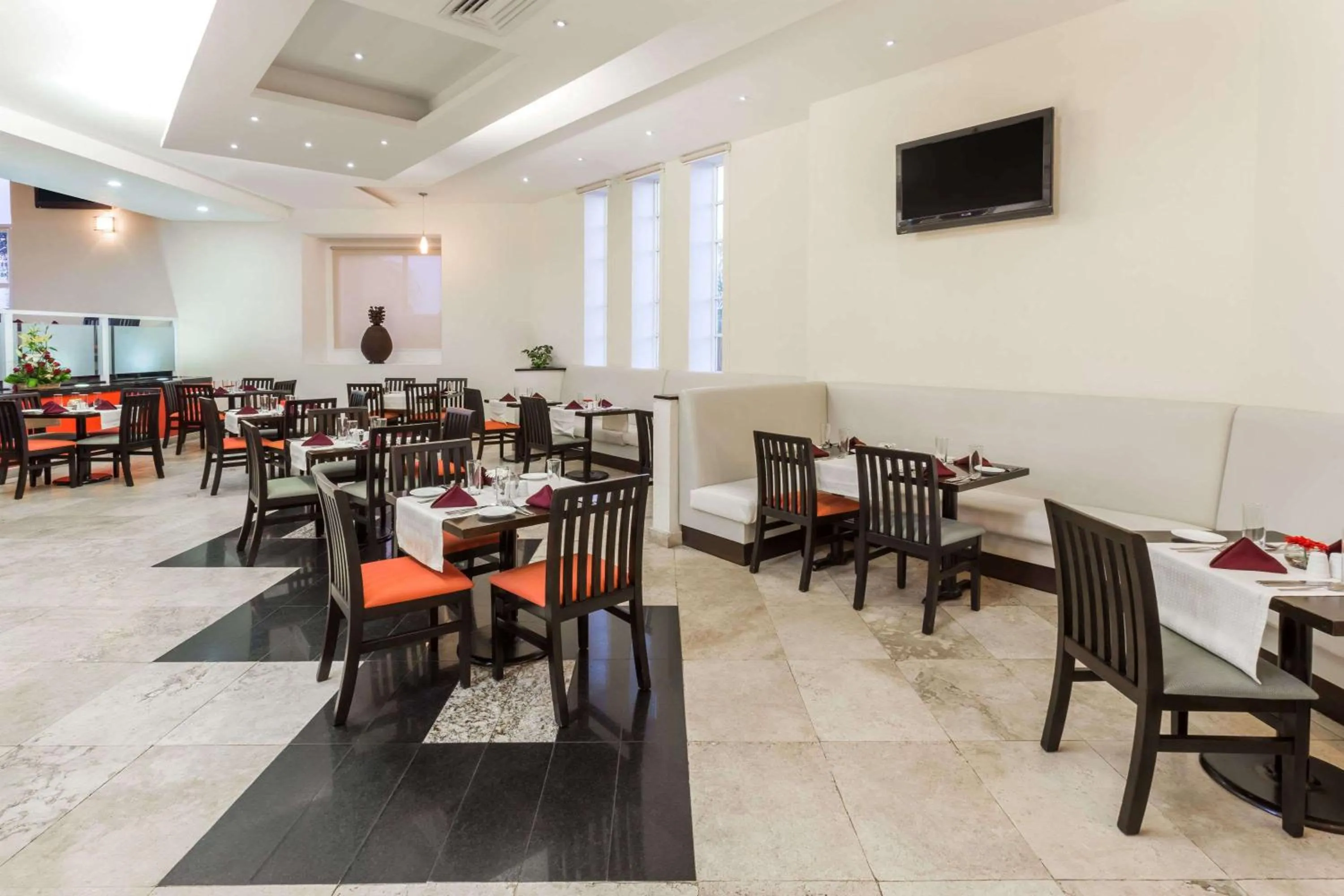 Restaurant/places to eat in Baymont by Wyndham Lazaro Cardenas