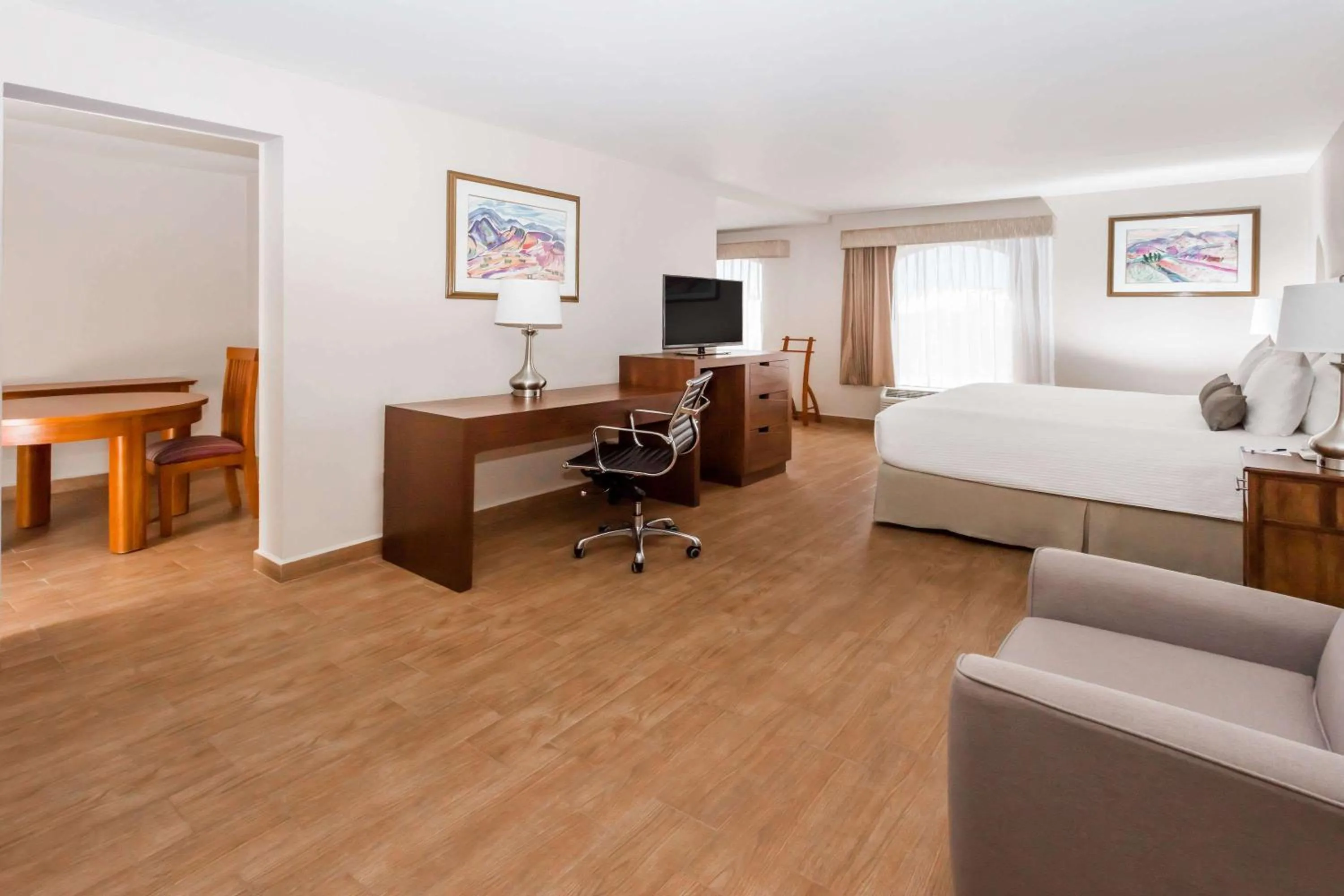 Photo of the whole room in Baymont by Wyndham Lazaro Cardenas