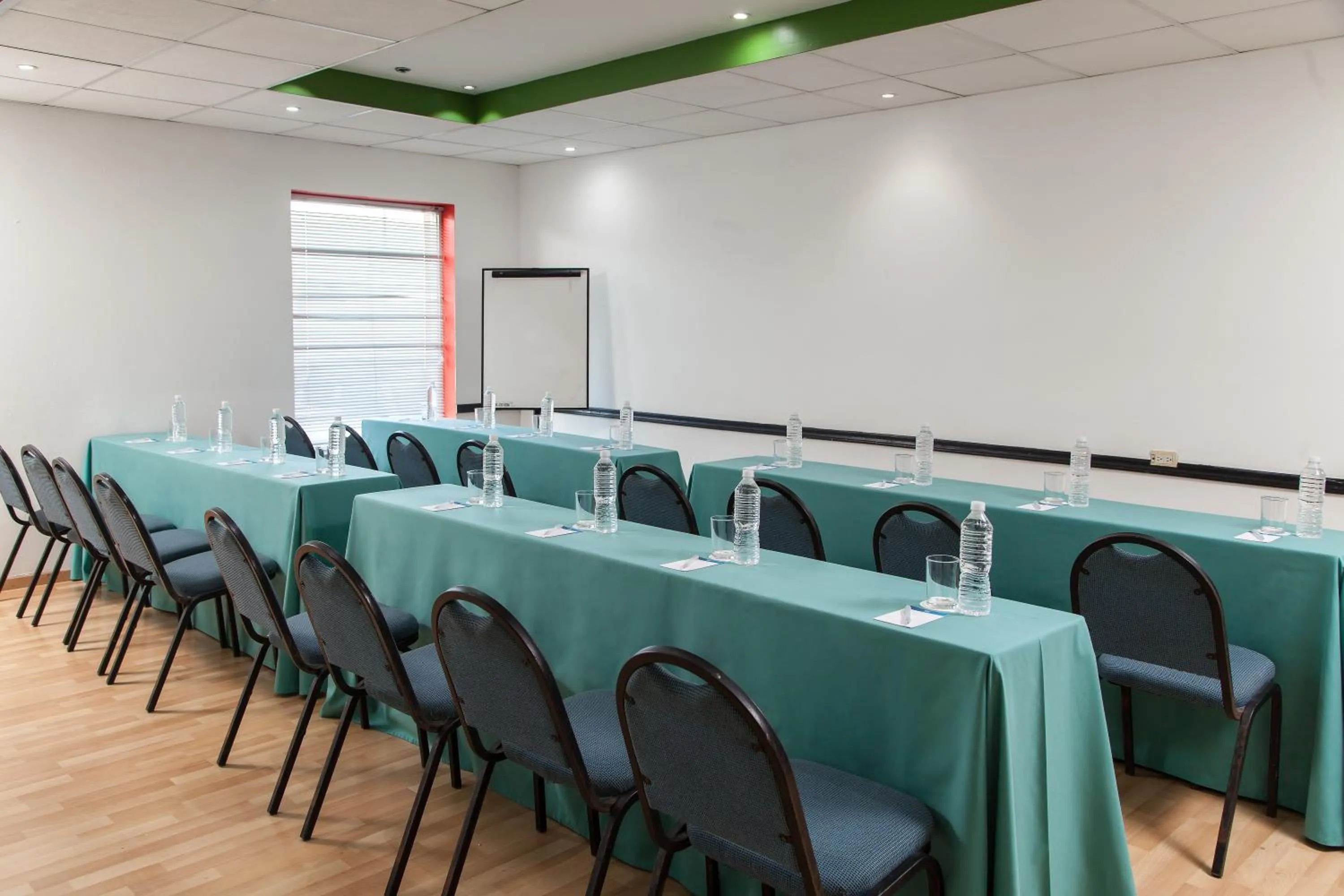 Meeting/conference room in Baymont by Wyndham Lazaro Cardenas