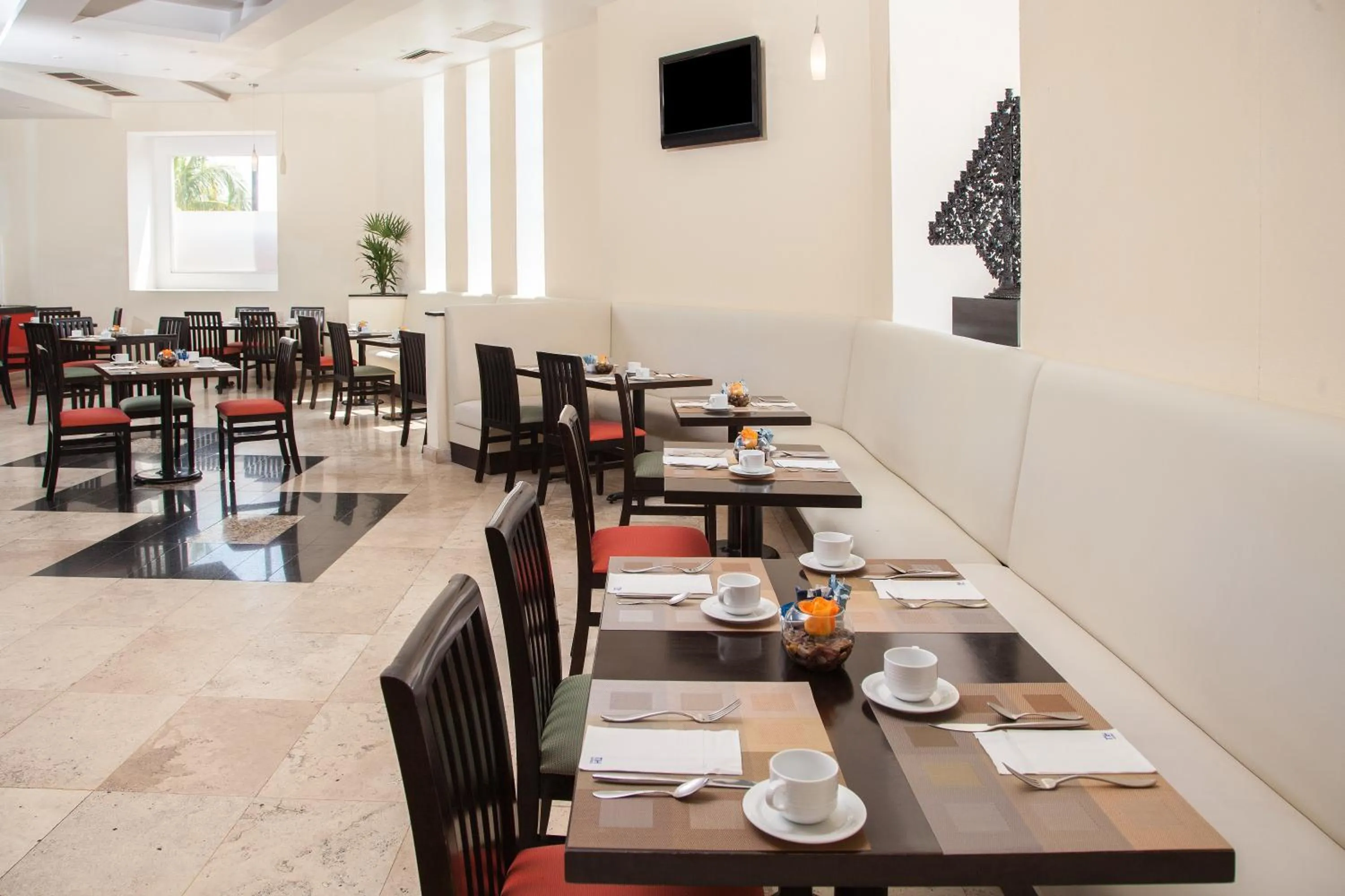 Restaurant/places to eat in Baymont by Wyndham Lazaro Cardenas