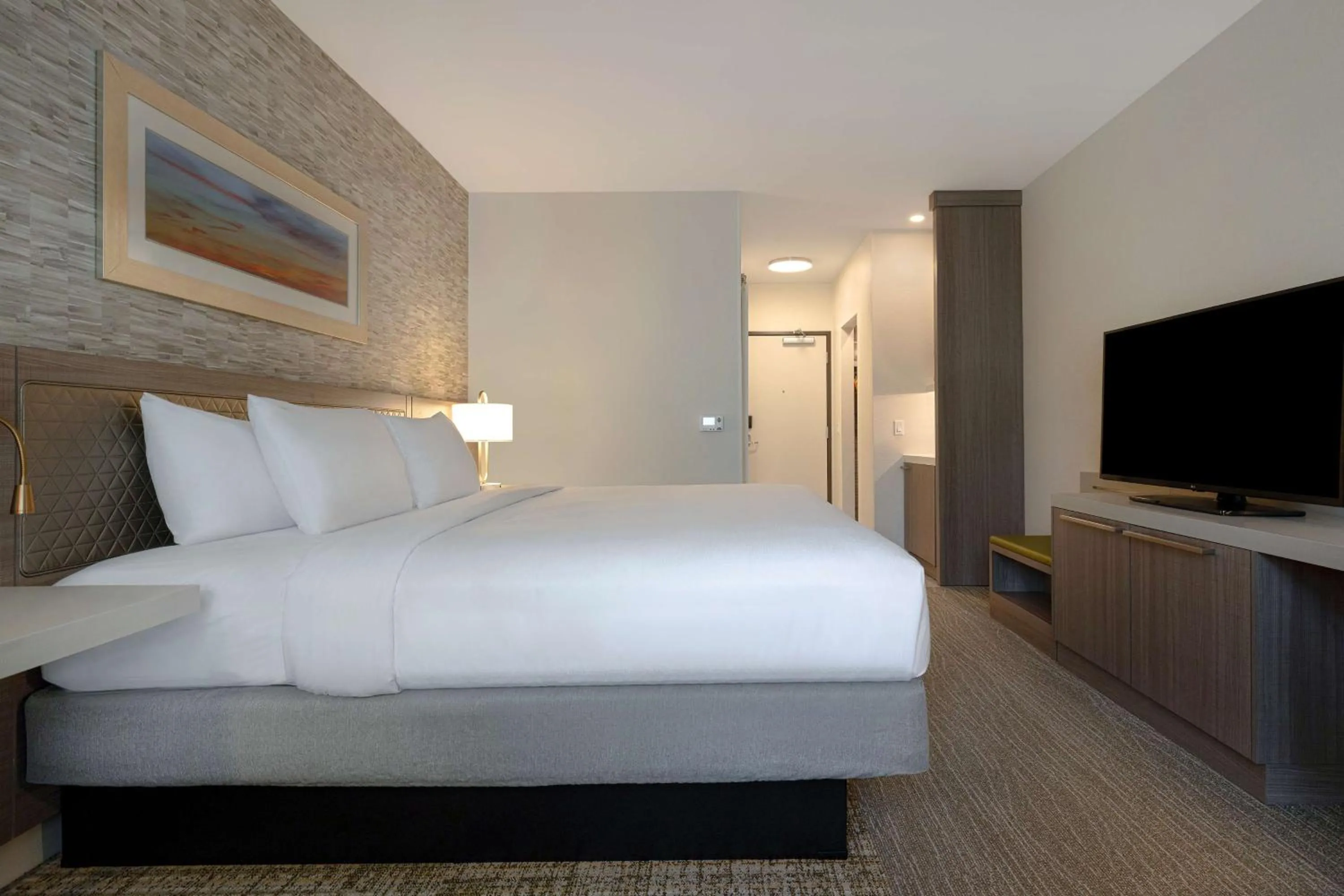 Bed in Hilton Garden Inn Temecula