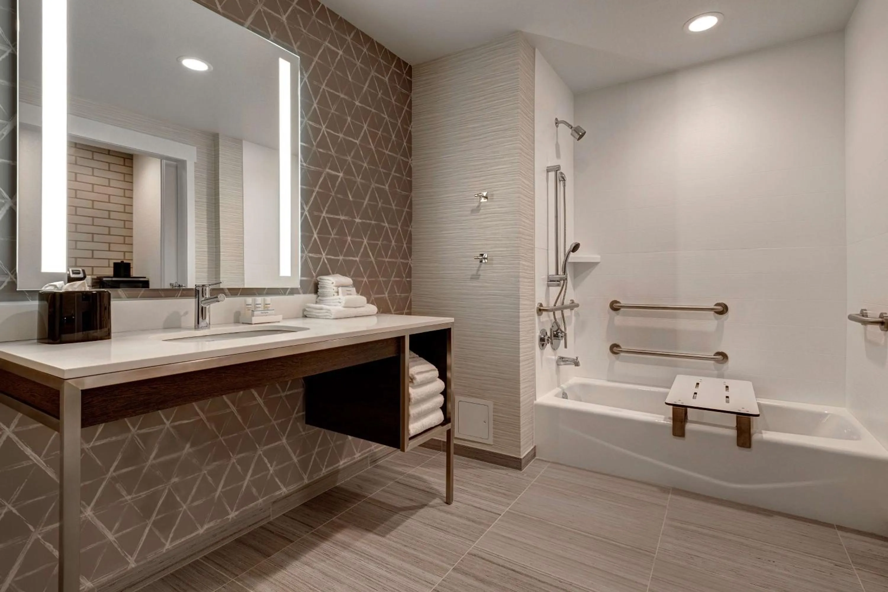 Bathroom in Hilton Garden Inn Temecula